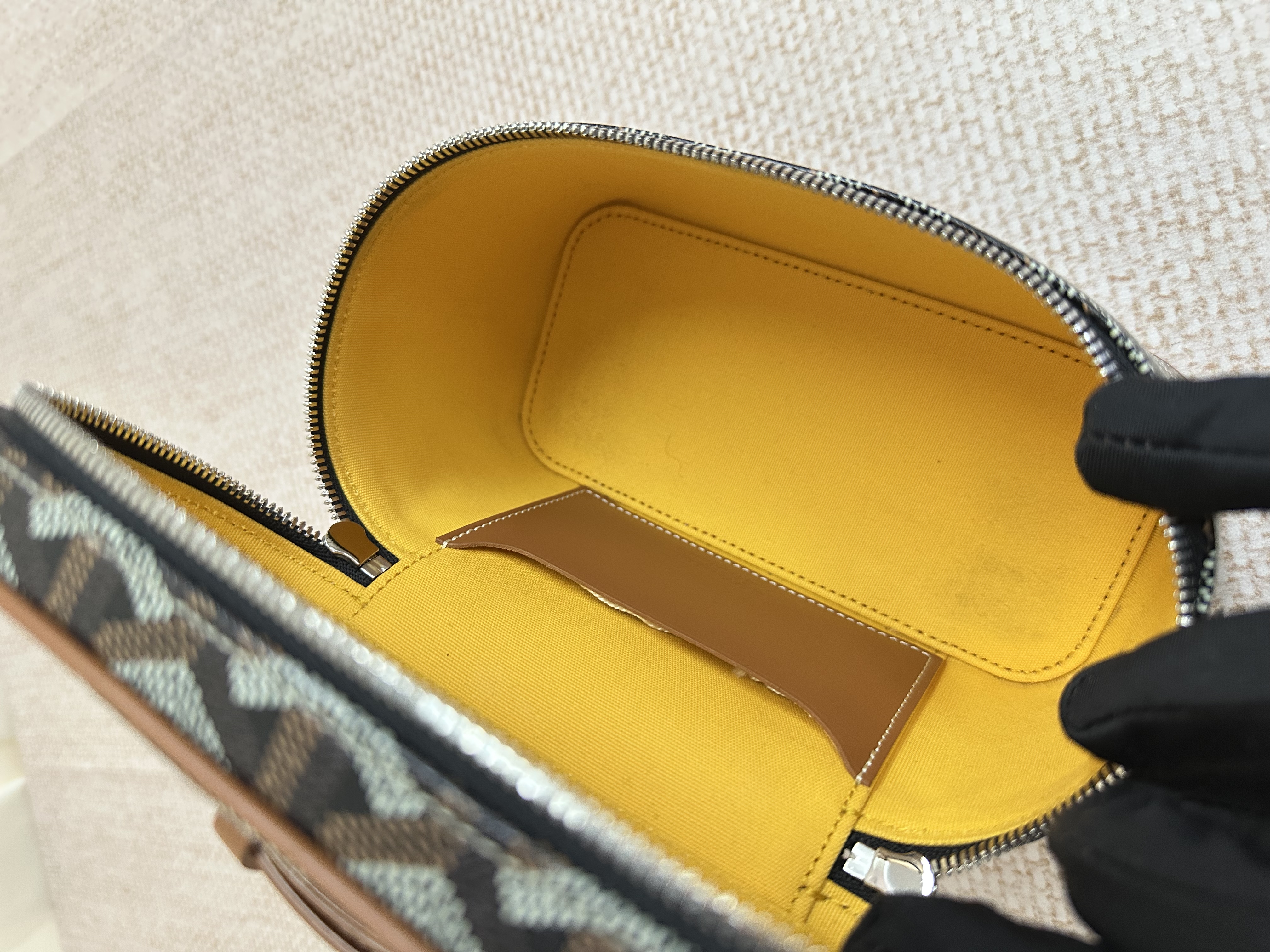 Pre-owned Goyard Muse Mini Vanity Case/ Product Code: 26042113