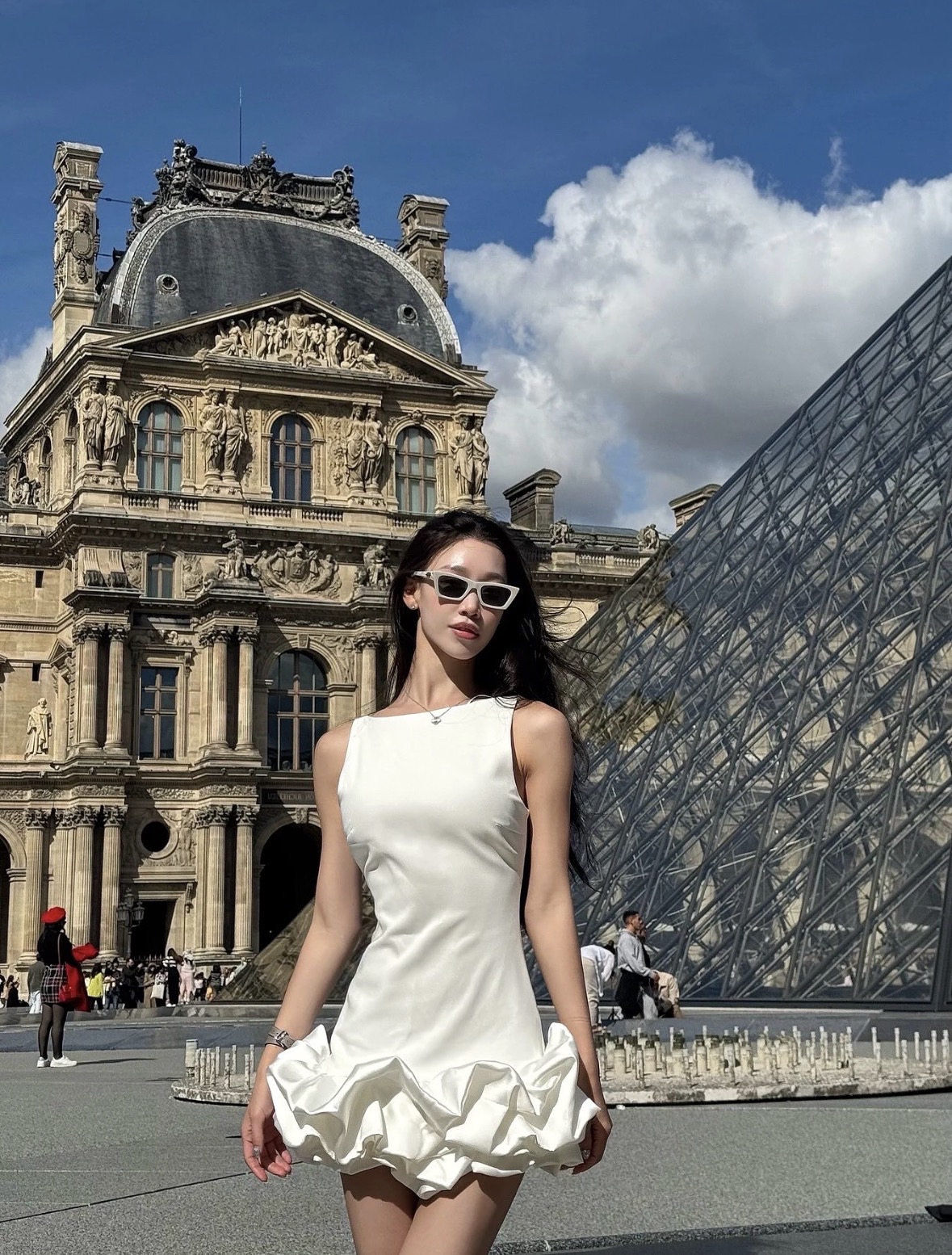 DR453木耳边拼接花苞裙