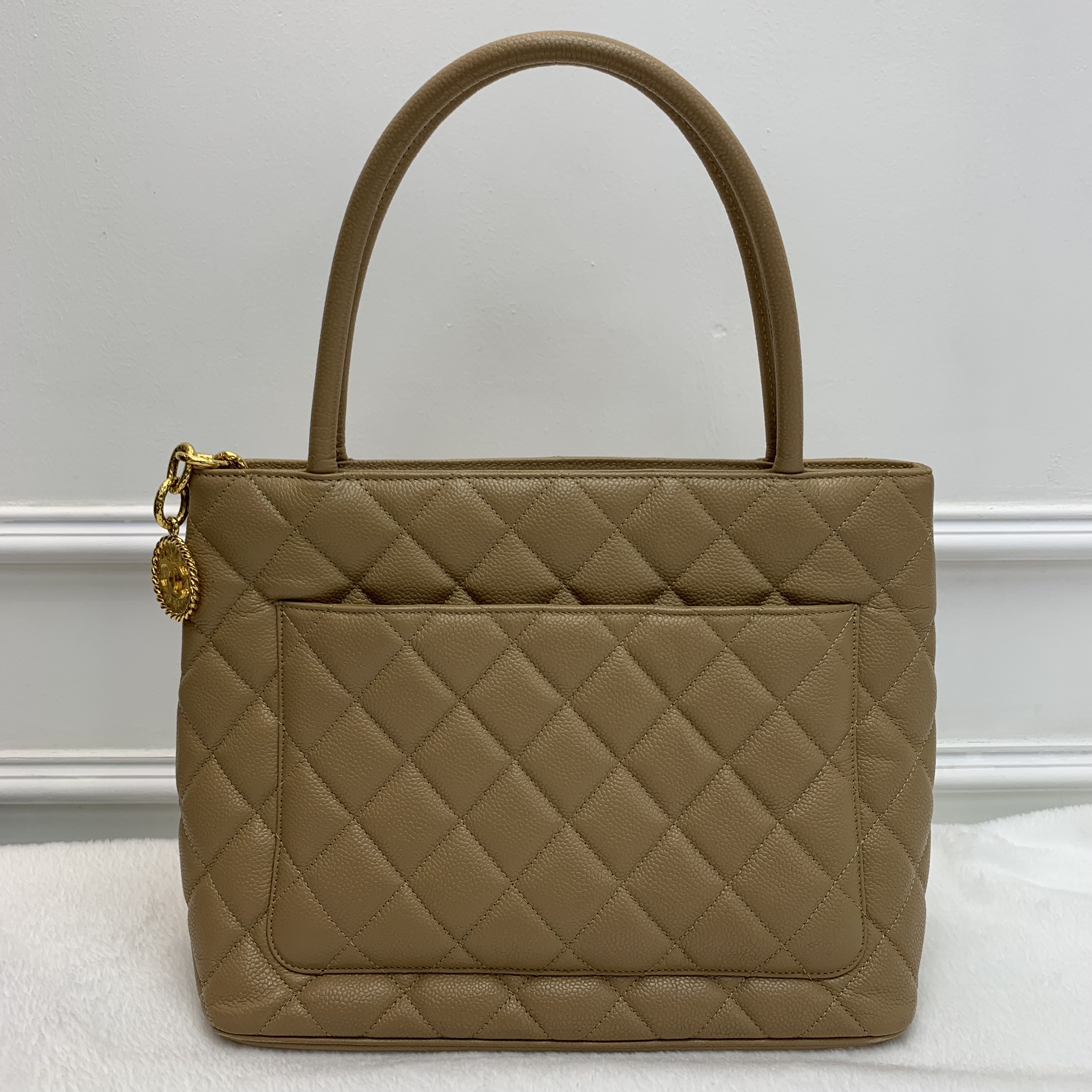 中古包送塵袋🤎Chanel金扣手挽袋