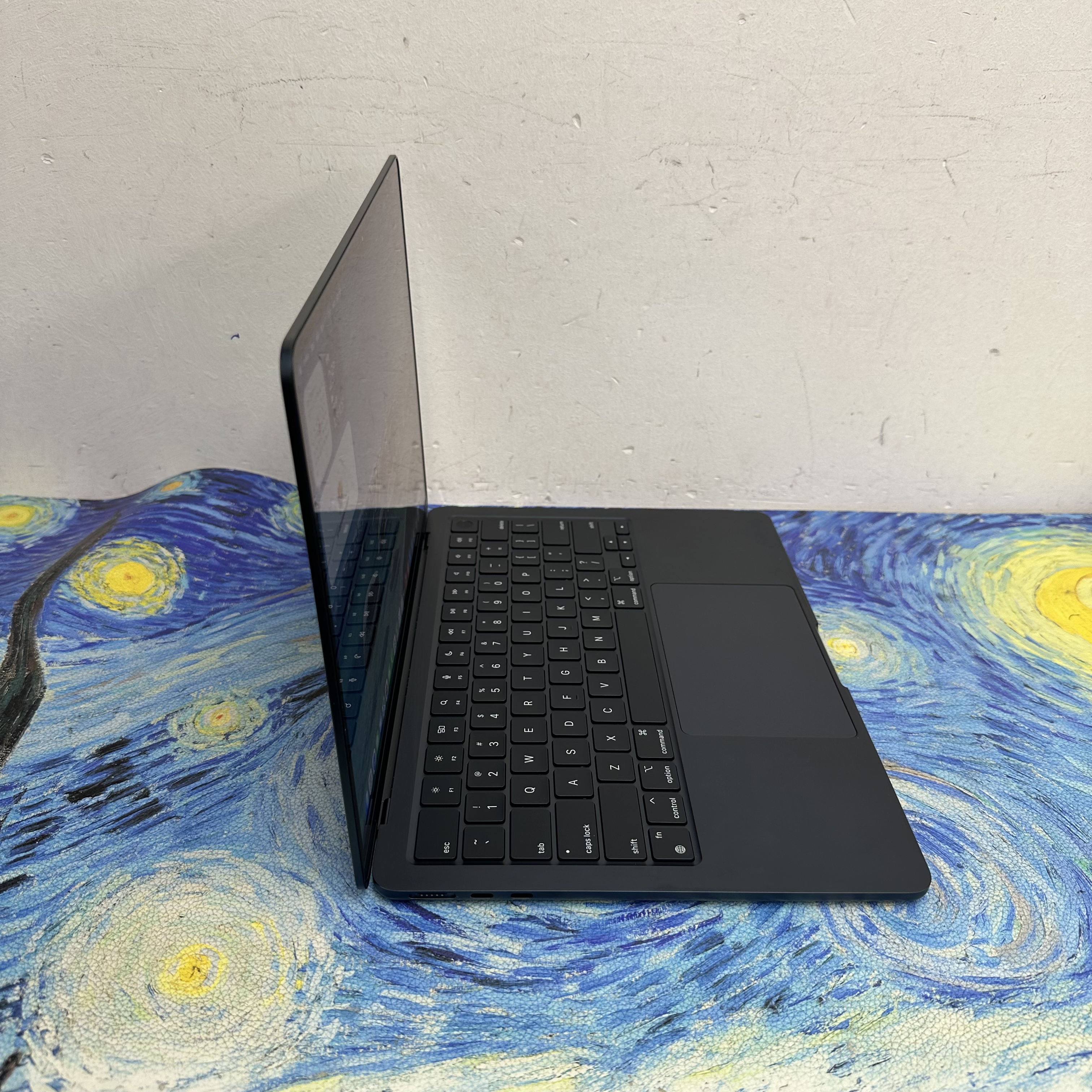 #5849 Apple MacBook Air M2 CPU 8GB Ram/256GB SSD 電99 藍色 Blue