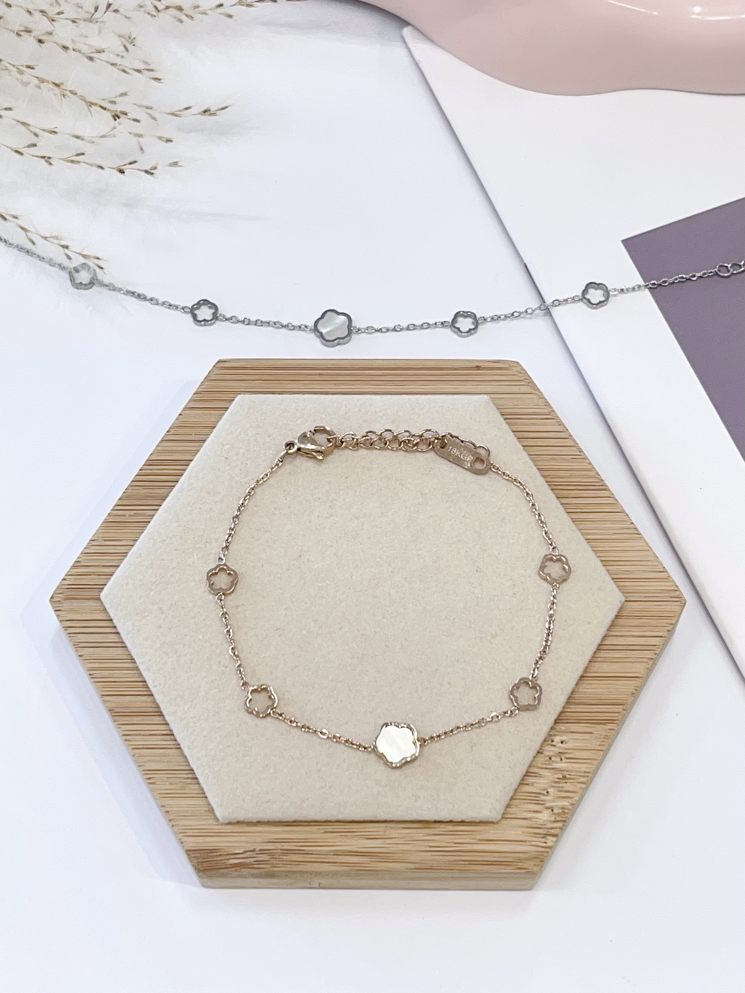 贝壳×镂空小花花手链