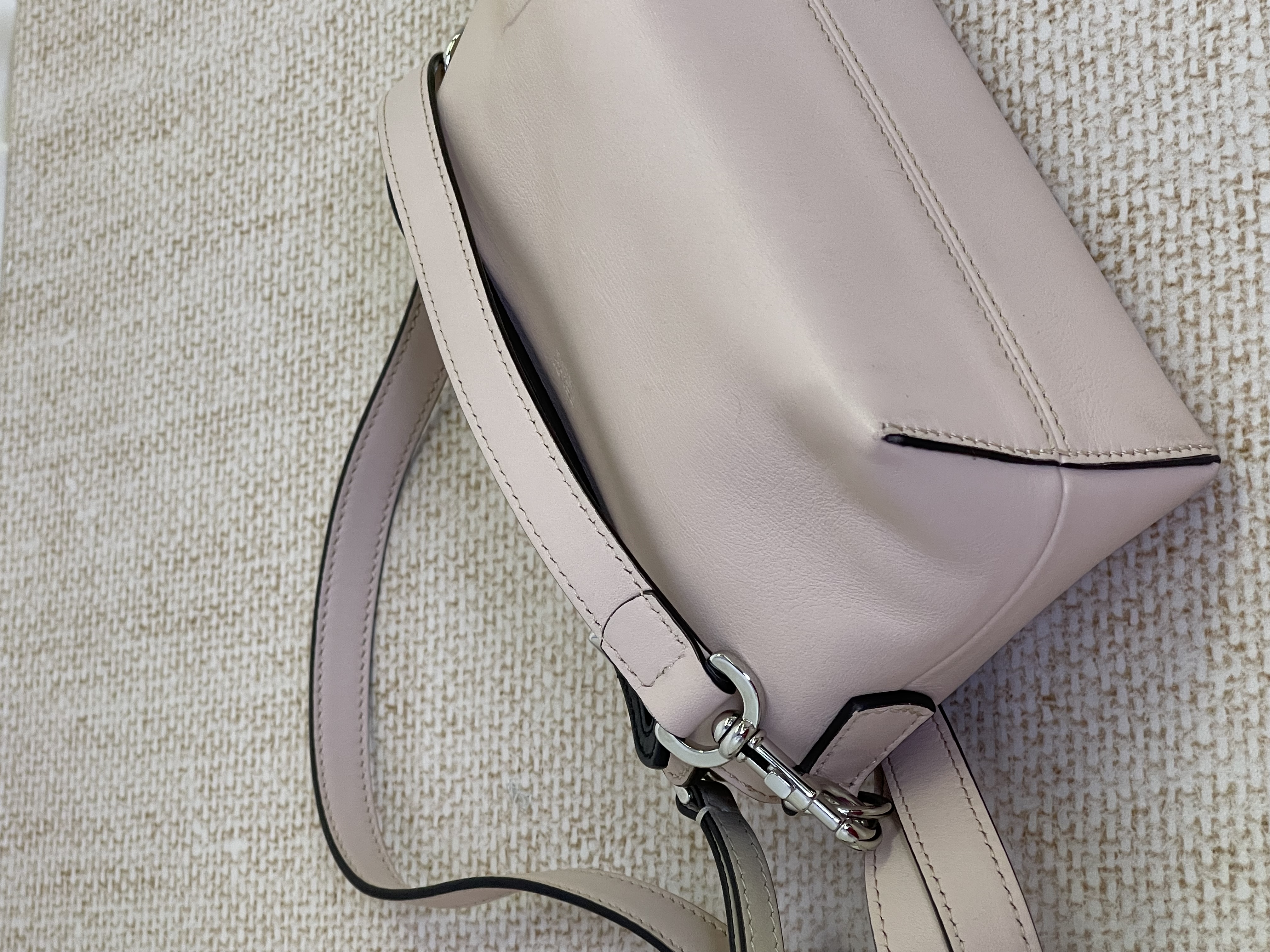 Pre owned Fendi By The Way / Product Code: 26031106