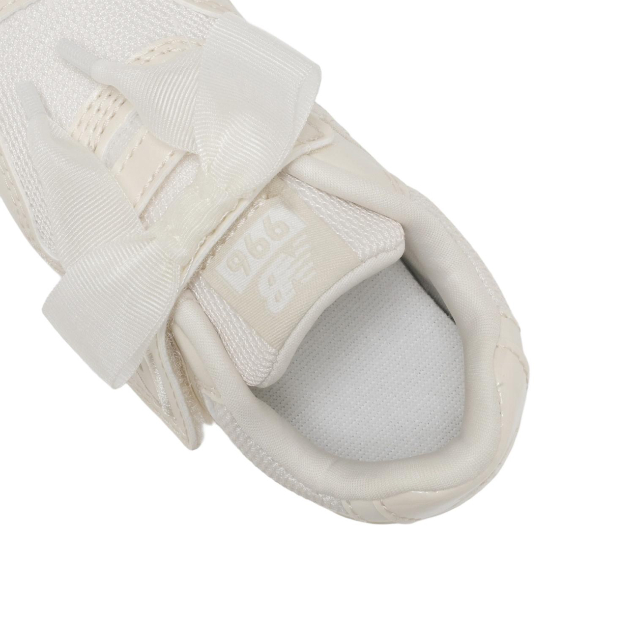 🇯🇵預訂 日本直送🇯🇵New Balance 米白絲帶蝴蝶結波鞋