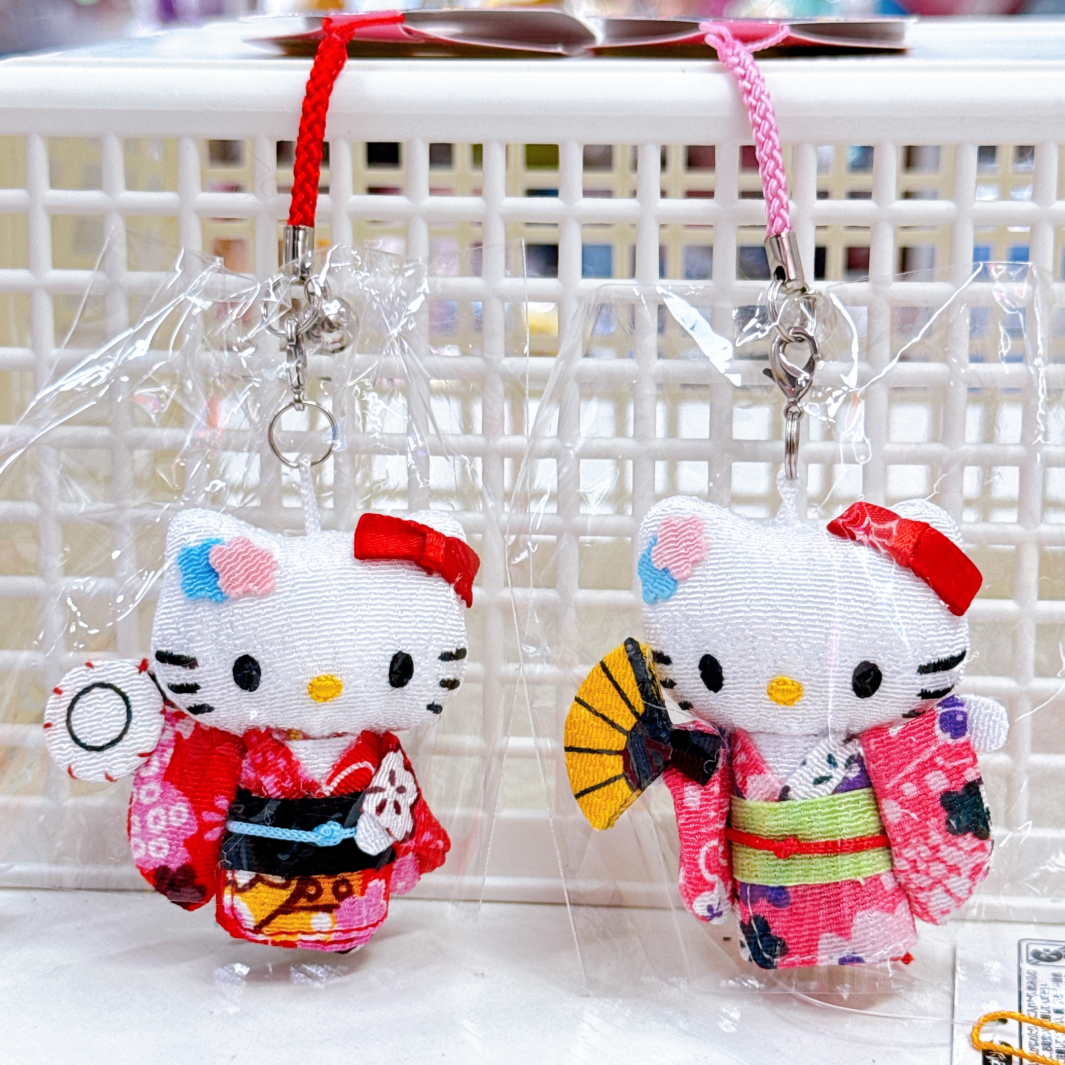 日本直送Sanrio和風絹布迷你鎖匙扣掛飾