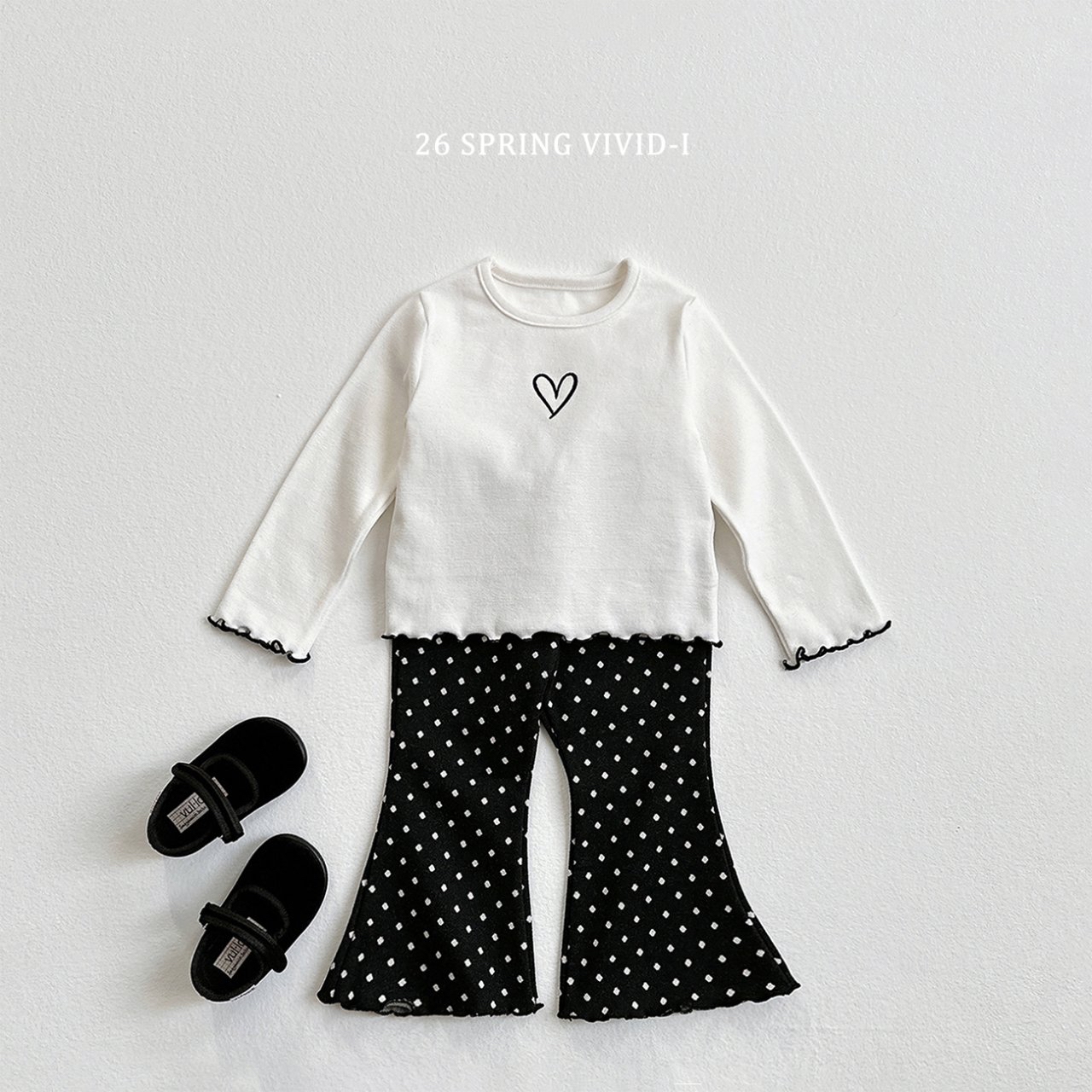 🌸預訂 韓國直送🌸🇰🇷VIVIDI三色愛心刺繡拼色花邊長袖上衣