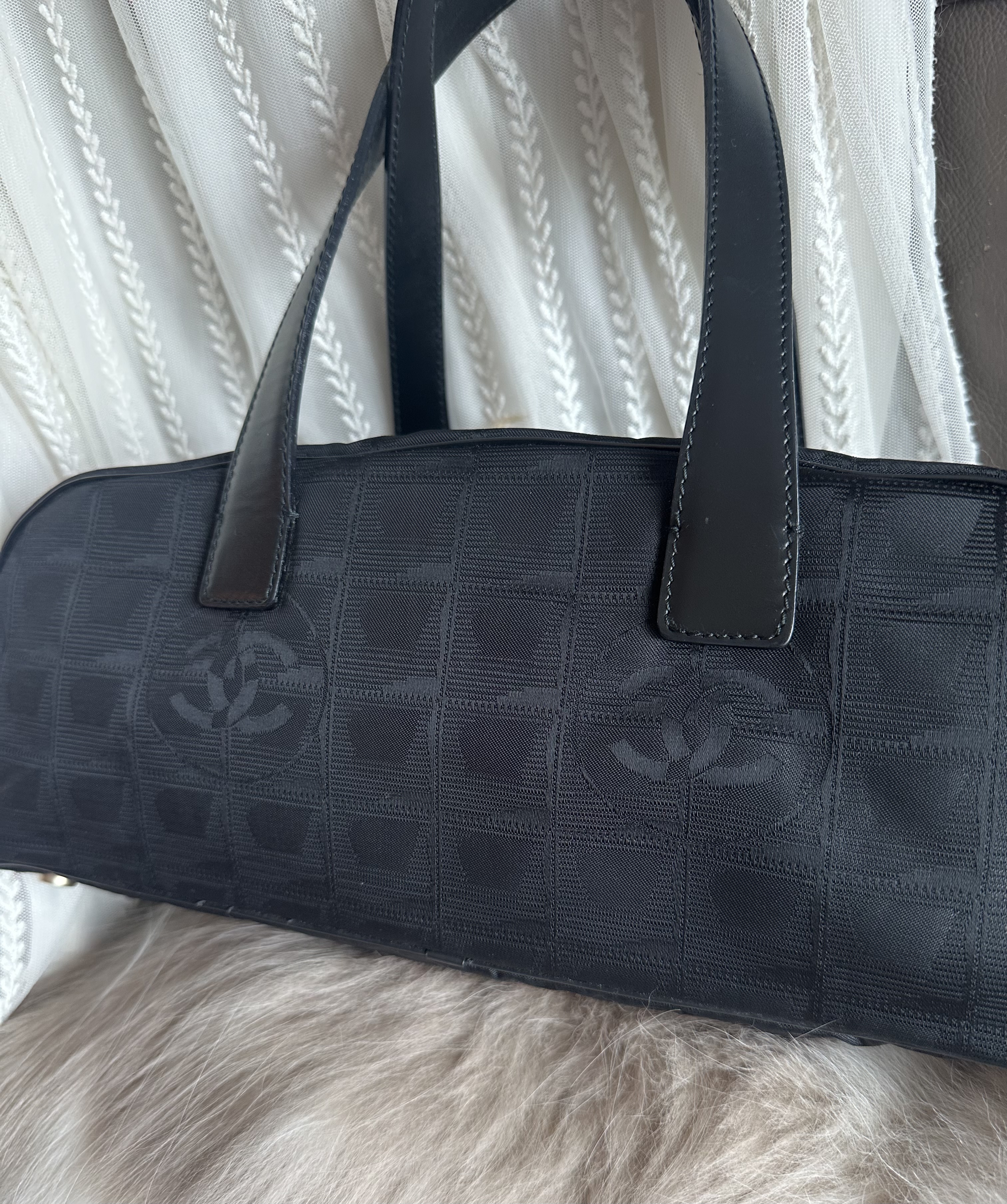 美品  03-04 vintage chanel black jacqurd shoulder bag 