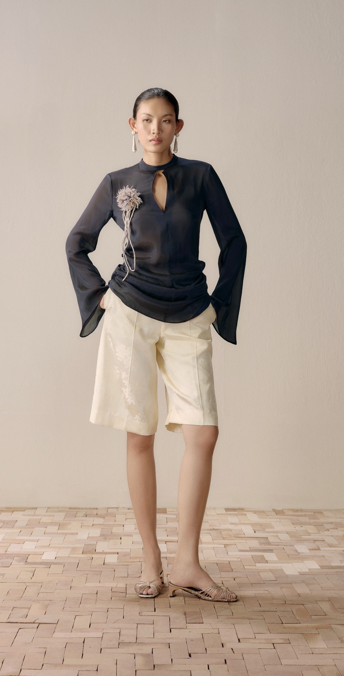 Slit-front Mesh Shirt