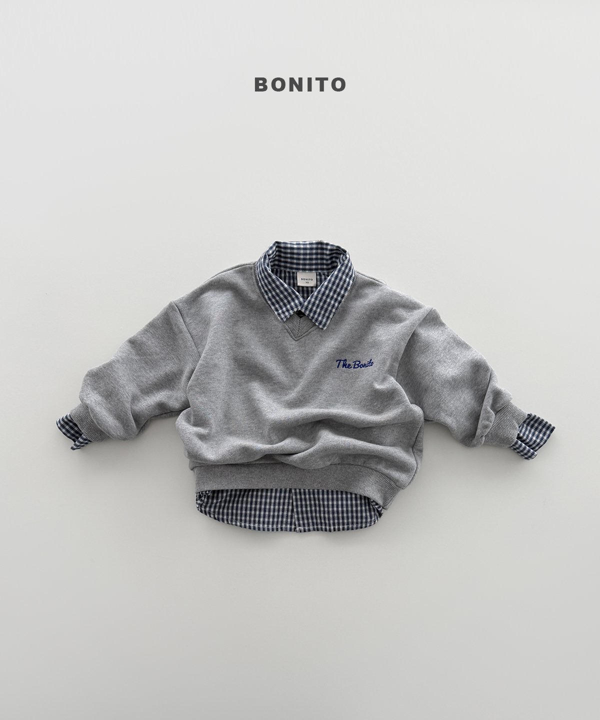 Bonito | V-neck man to man
