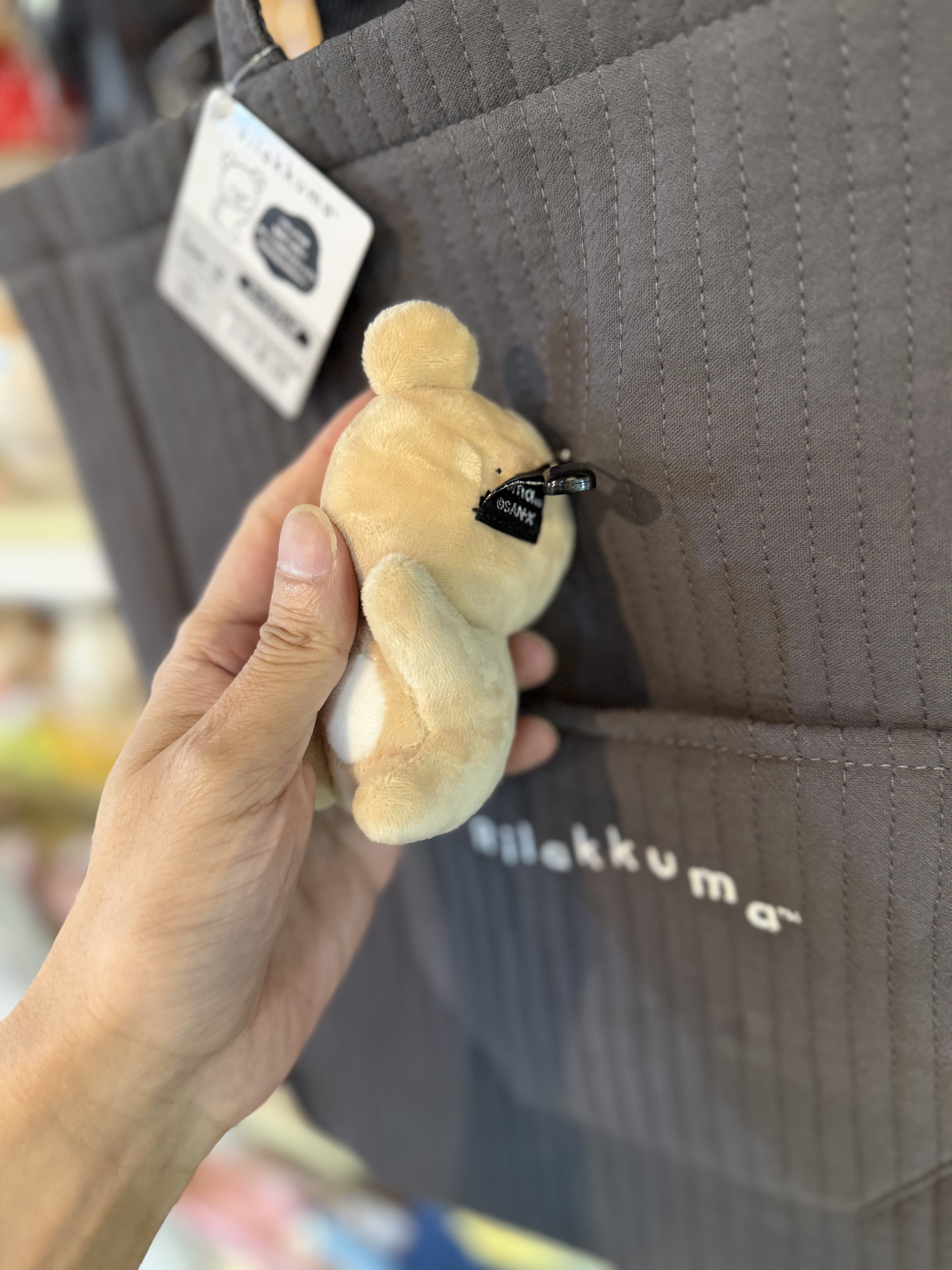 《現貨》全新Rilakkuma黑白造型上膊袋連扣針