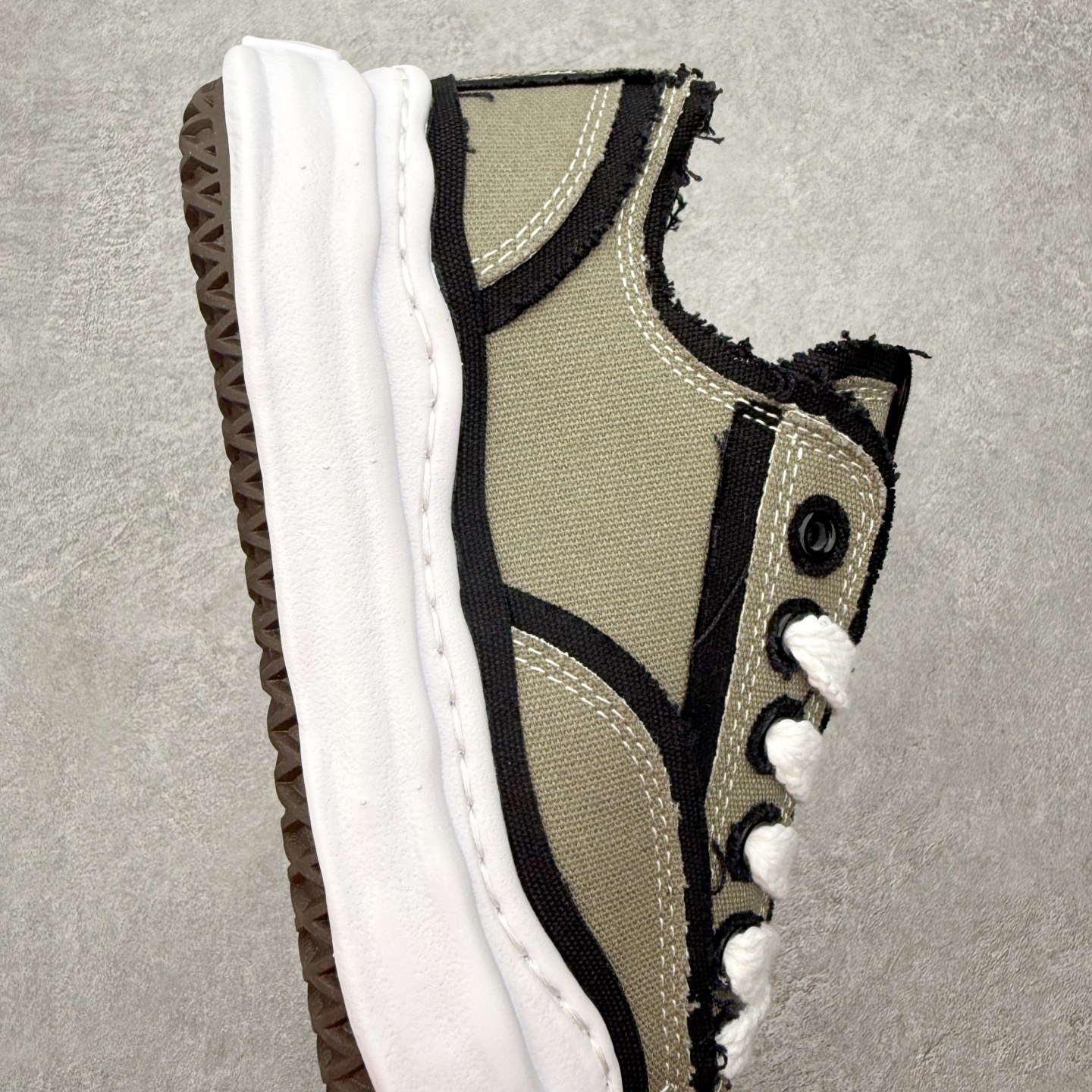 Maison Mihara Yasuhiro MMY "Peterson" OG Sole Canvas Low-top Sneaker