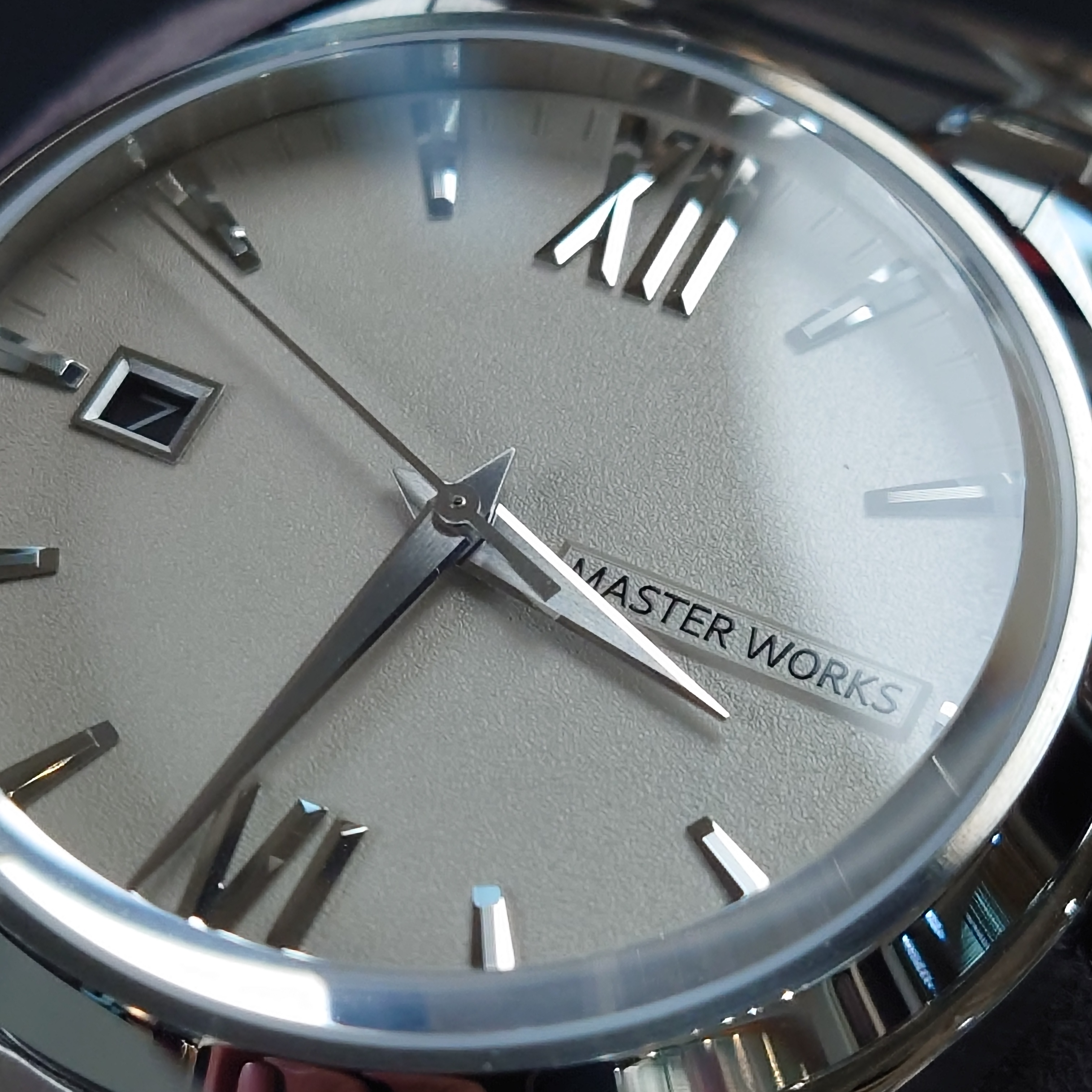 Master Works ANGOLOACUTO Beige