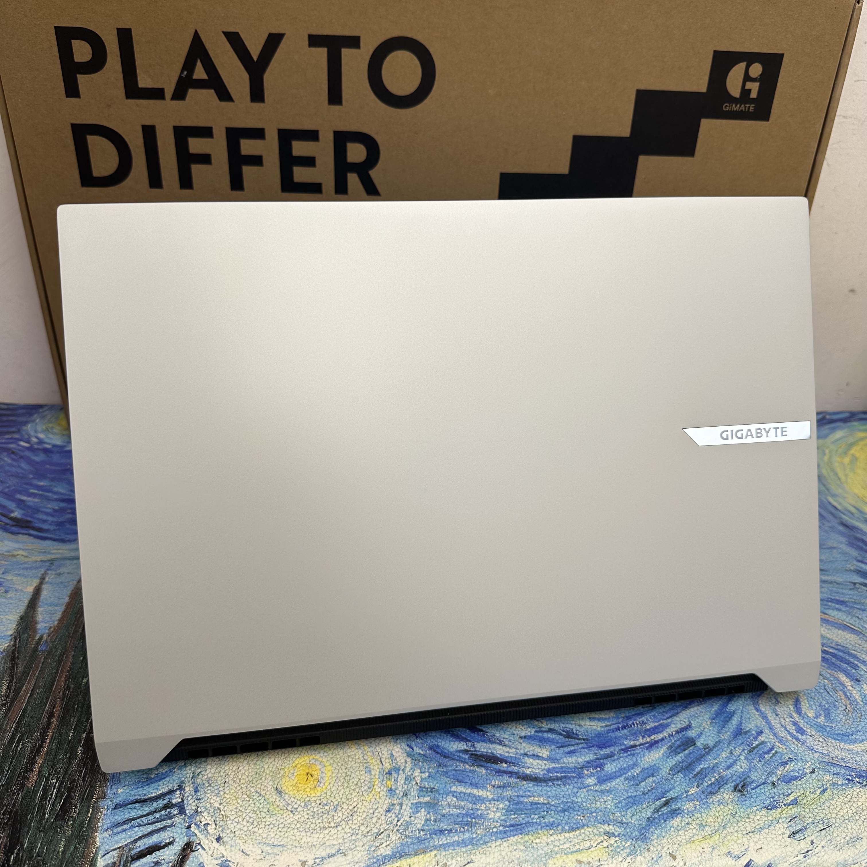 #6005  技嘉 GIGABYTE GiMATE AMD Ryzen Ai 9 HX 370w/32GB Ram/1TB SSD/16寸 Mon 2.5K 165Hz/RTX 5070獨立顯示卡/暢遊任何3A大作/Gaming Laptop/Notebook / Gaming Notebook / PC / Movie / Netflix / Win11/ Office / GTA / Disney+
