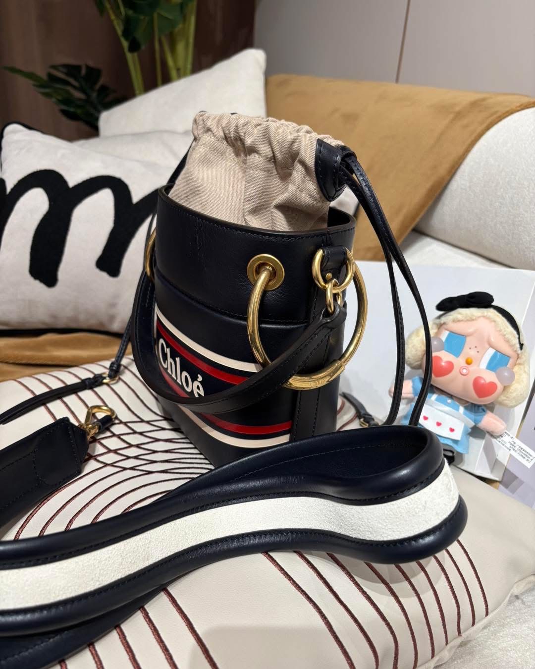 Chloe Roy Bucket 2Way Bag 藍色小牛皮水桶 100%Authentic, 98%New ✅Dust bag