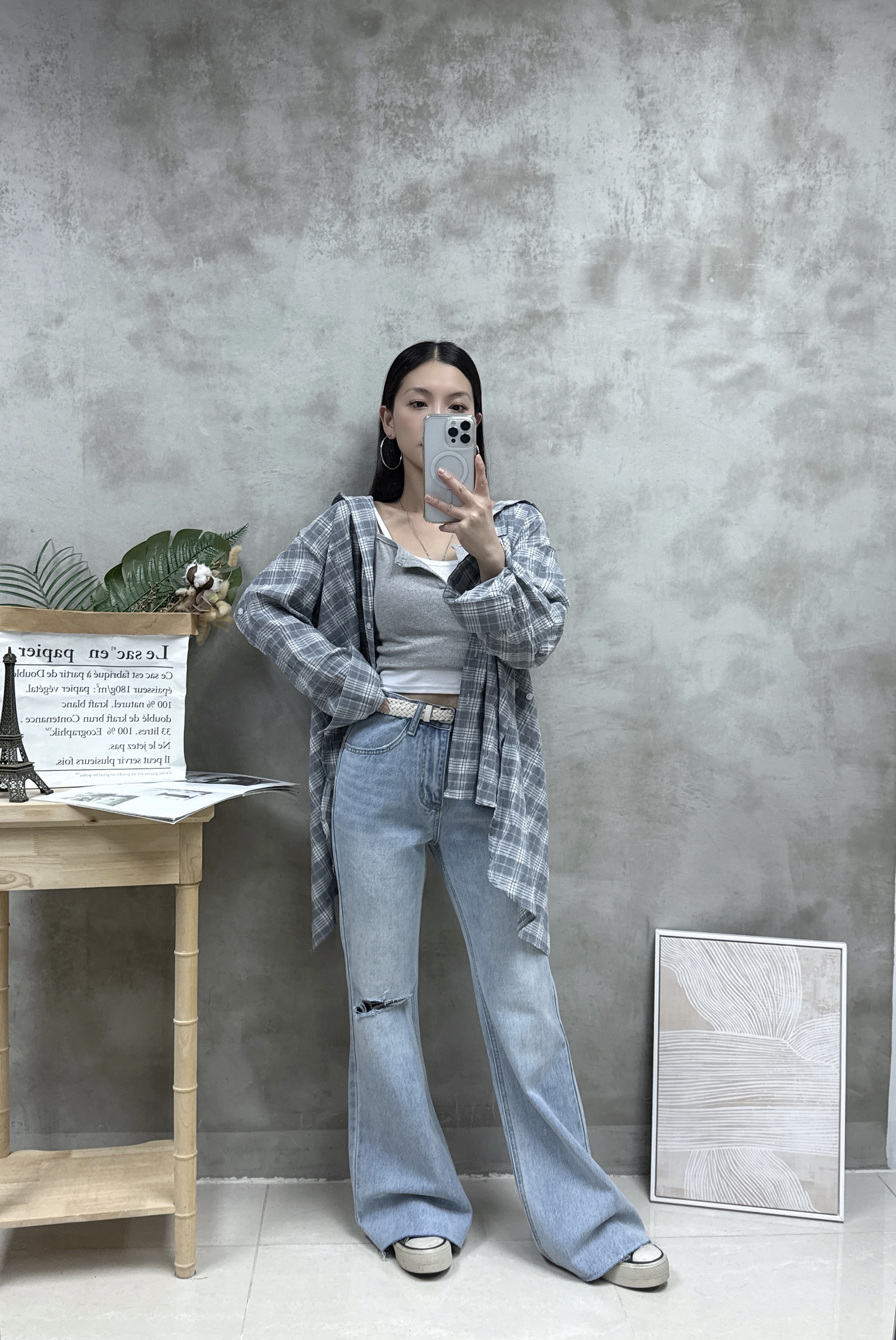 F19 後開叉格仔恤衫