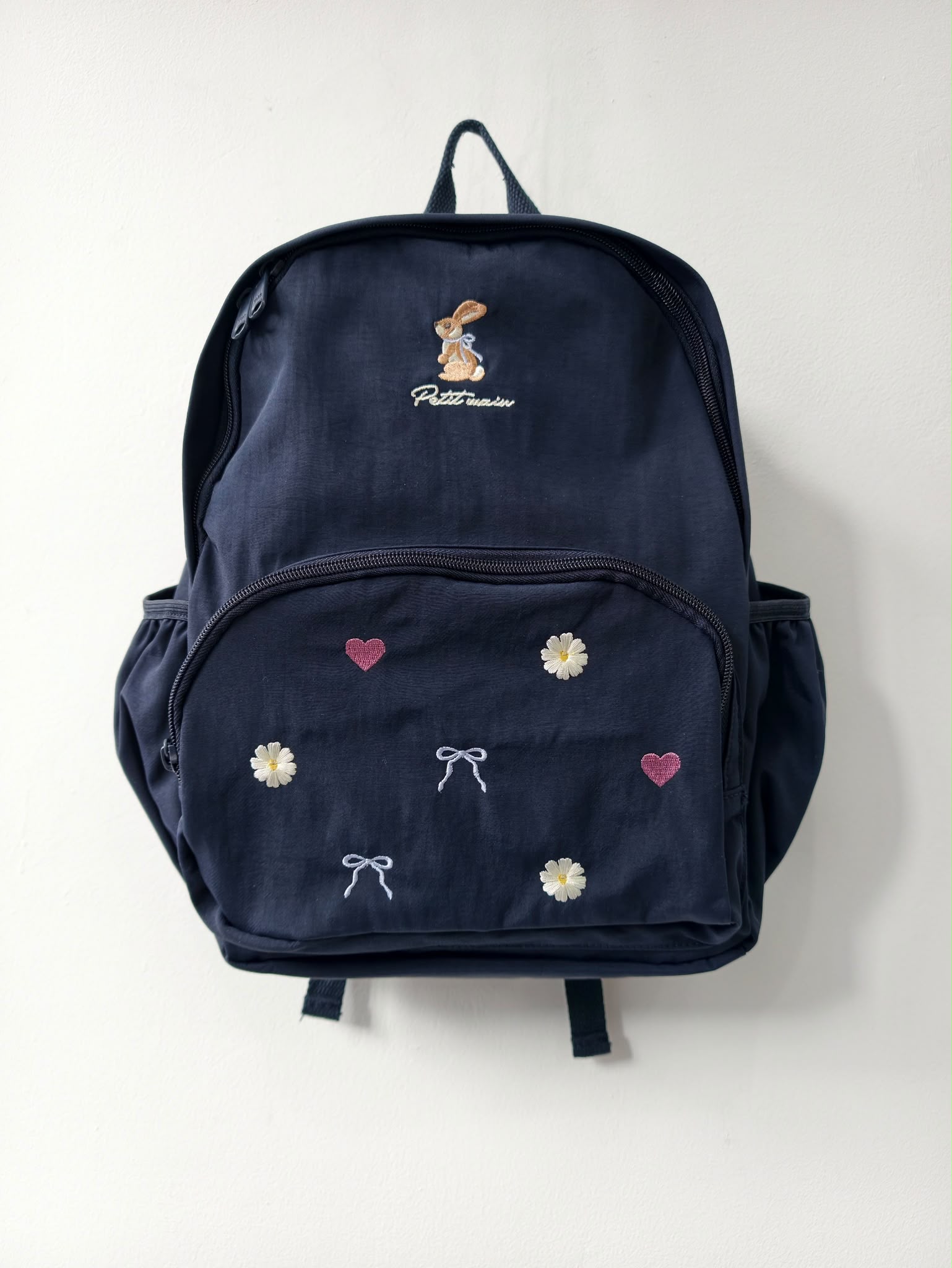 預訂款～#1082 🇯🇵日單 精緻刺繡peter rabbit書包背囊仔M號9L容量