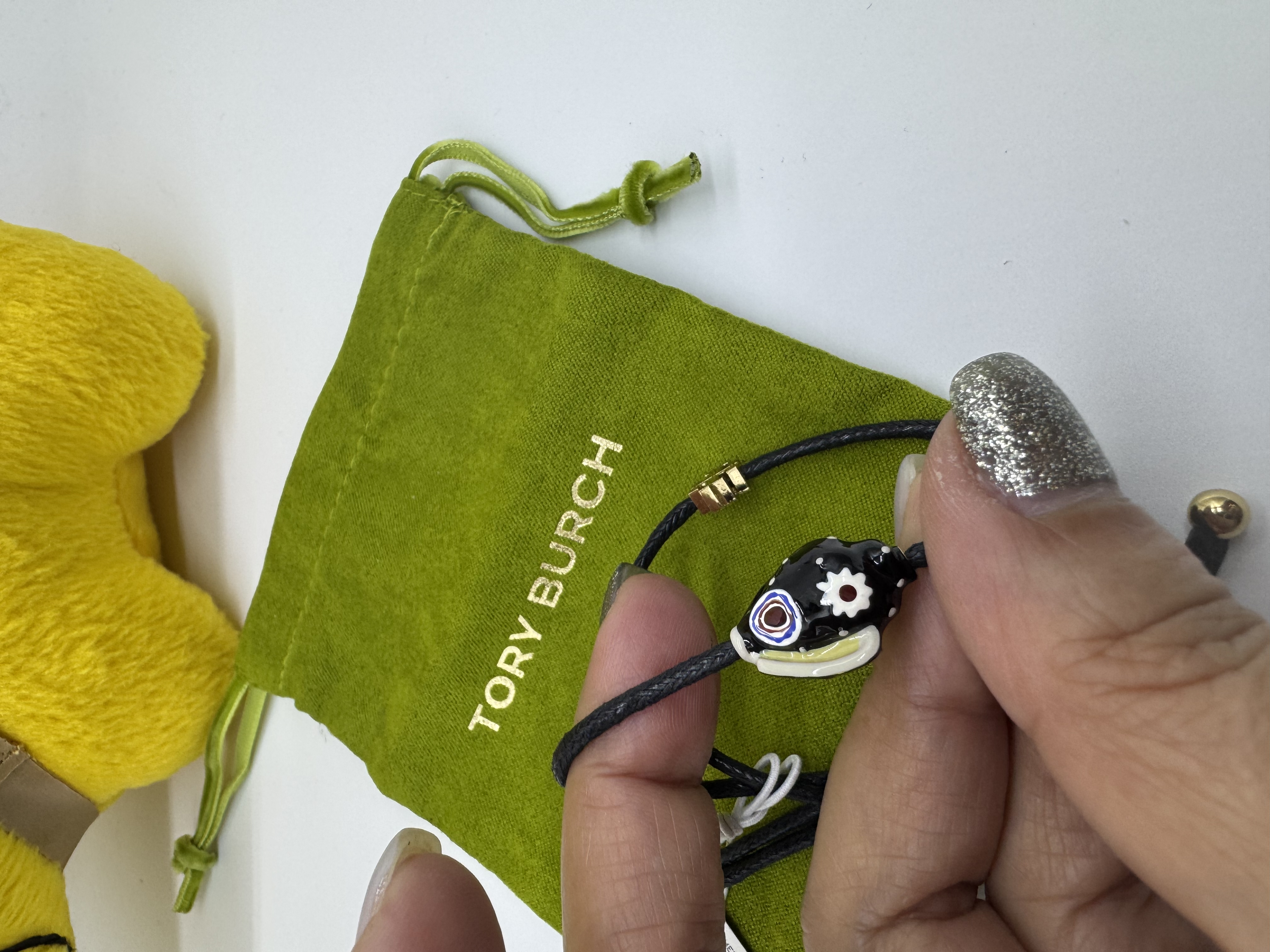 ✈️🇺🇸🇨🇦見到即刻心心眼😍嘅Tory Burch outlet 特色貝殼🐚皮帶手鏈現貨🤩