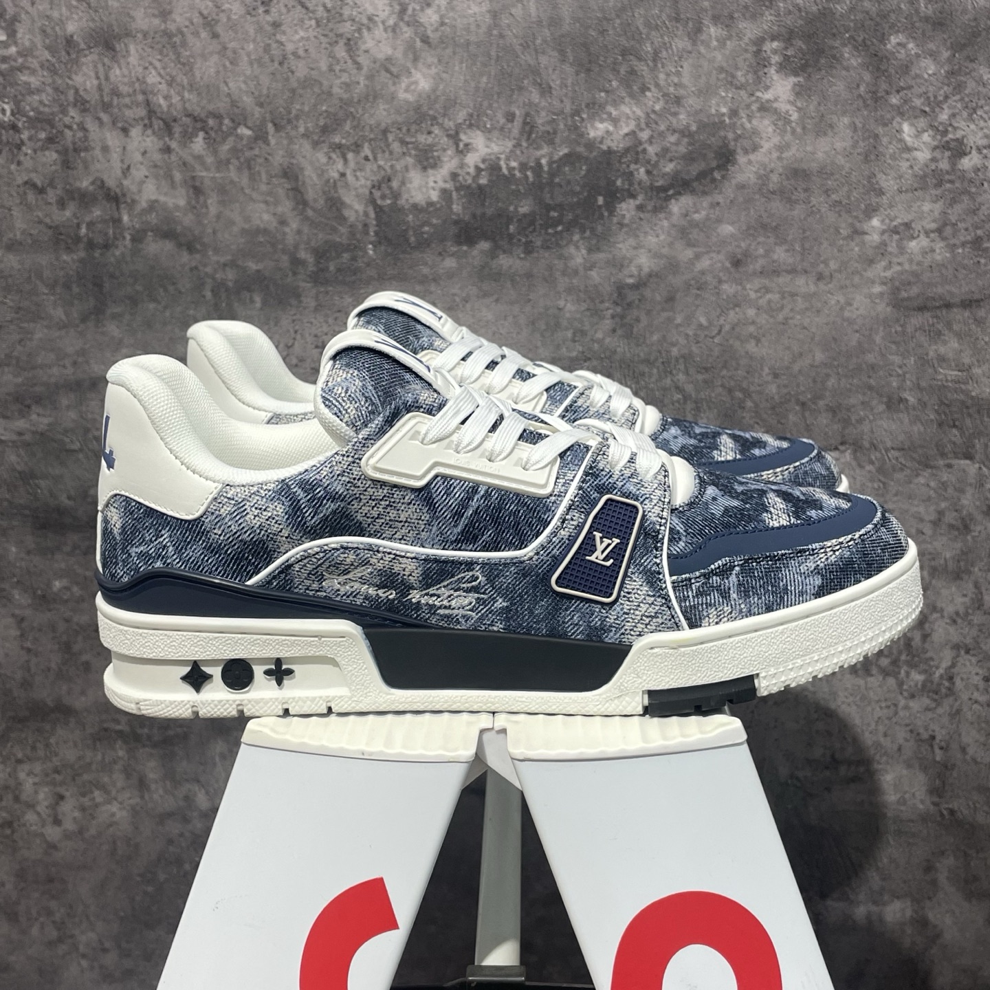 Louis Vuitton LV Trainer