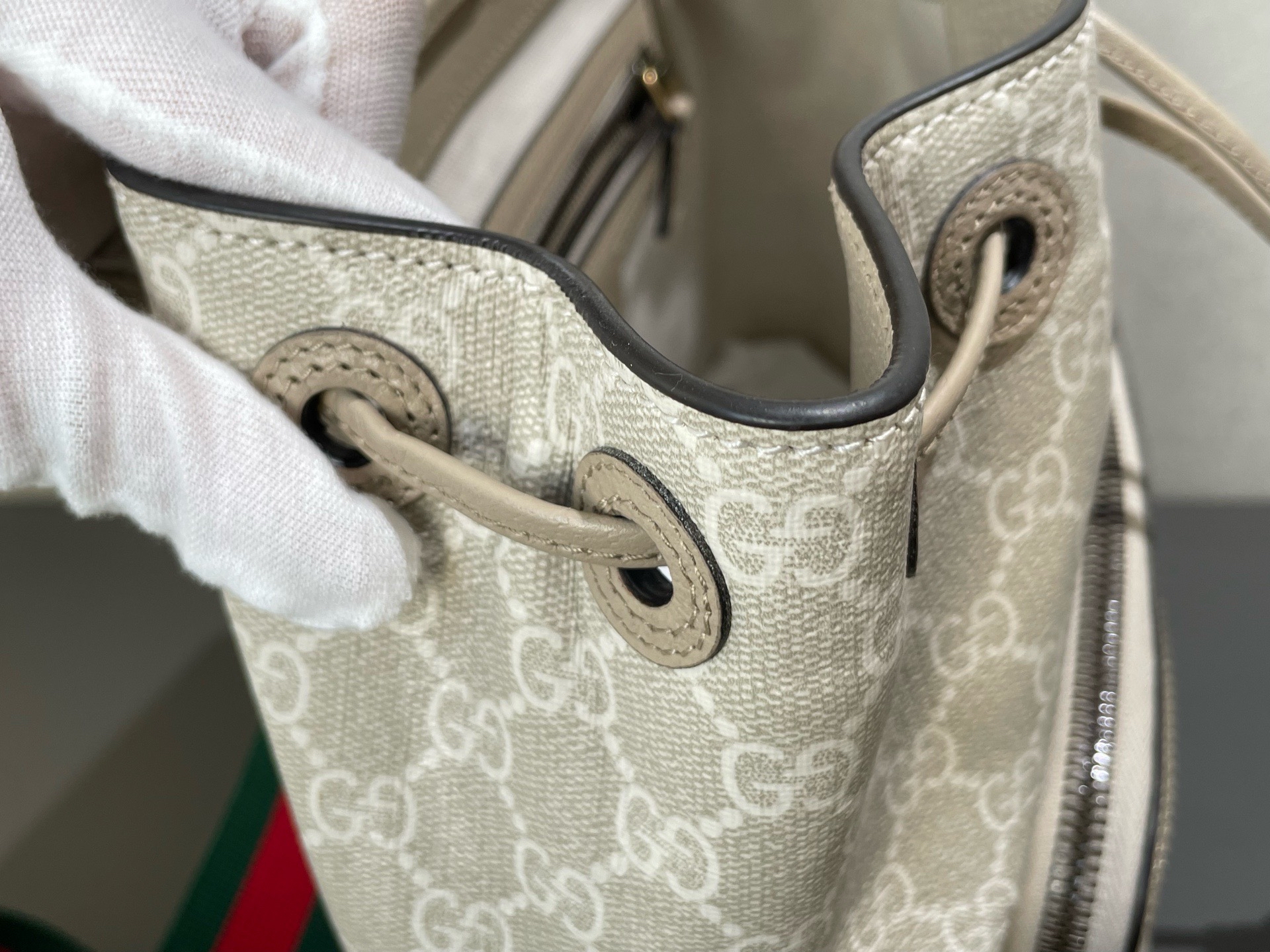 【預訂貨品】Gucci 燕麥色老花書包🎒