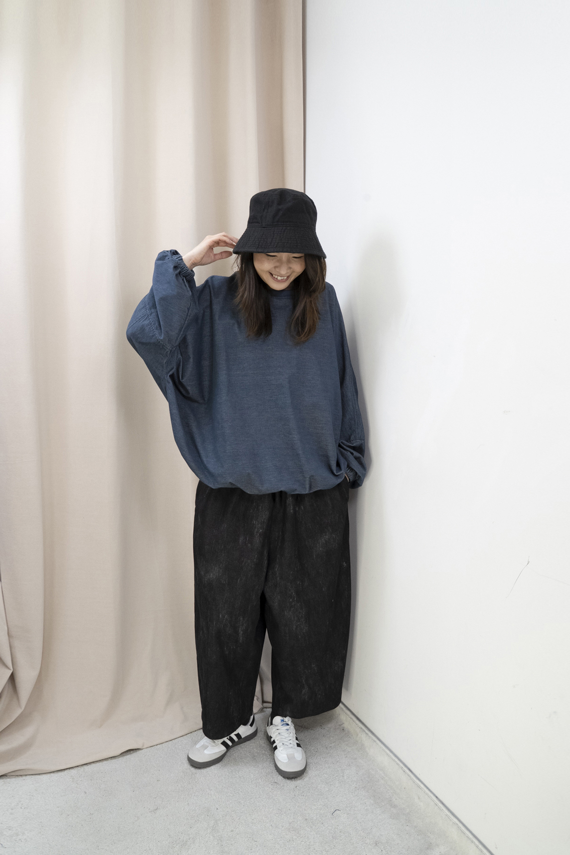 牛仔布感蝙蝠袖造型上衣