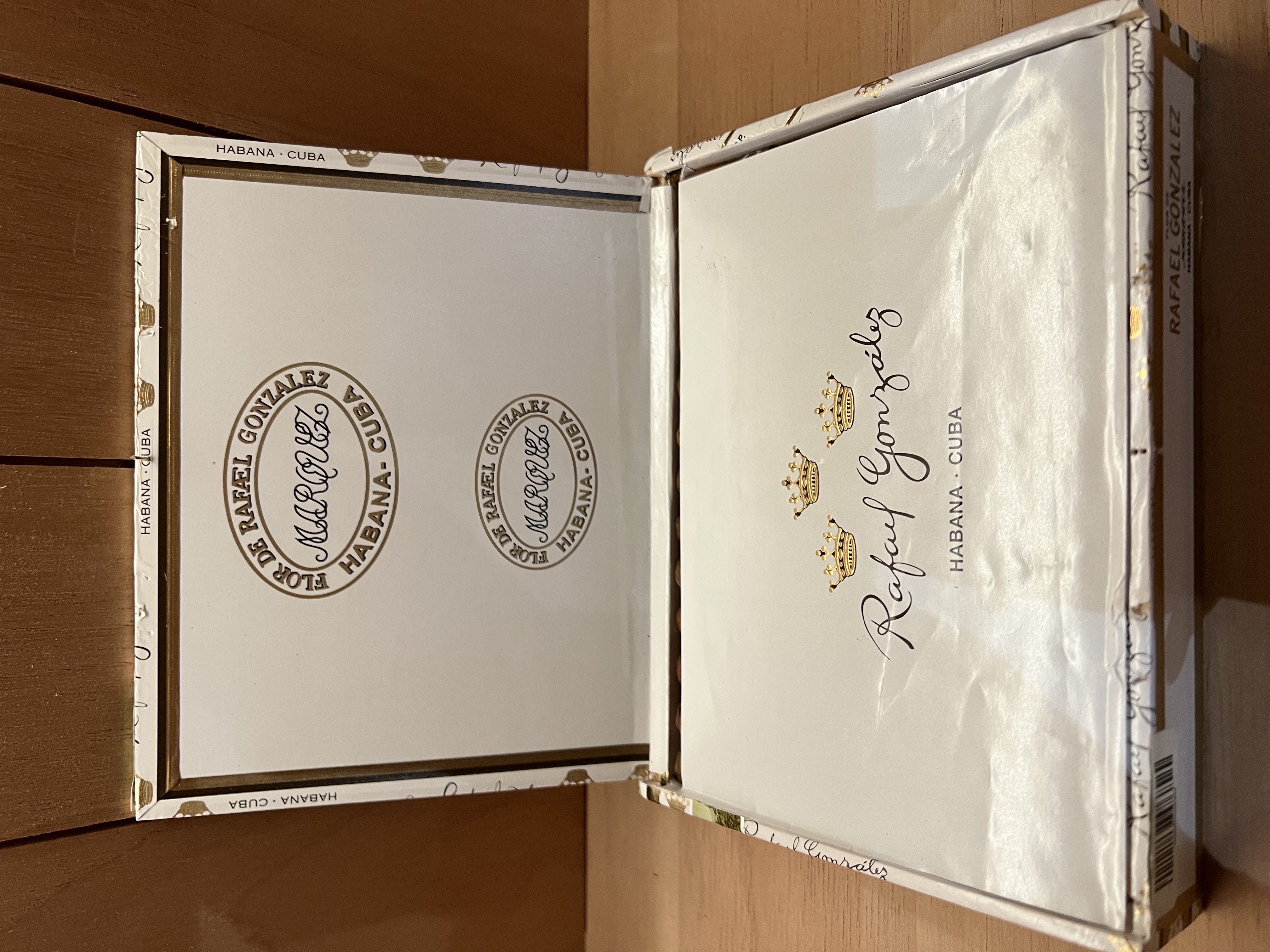 RAFAEL GONZALEZ拉斐爾岡薩雷斯 Panetelas Extra特級賓利（ 25支）