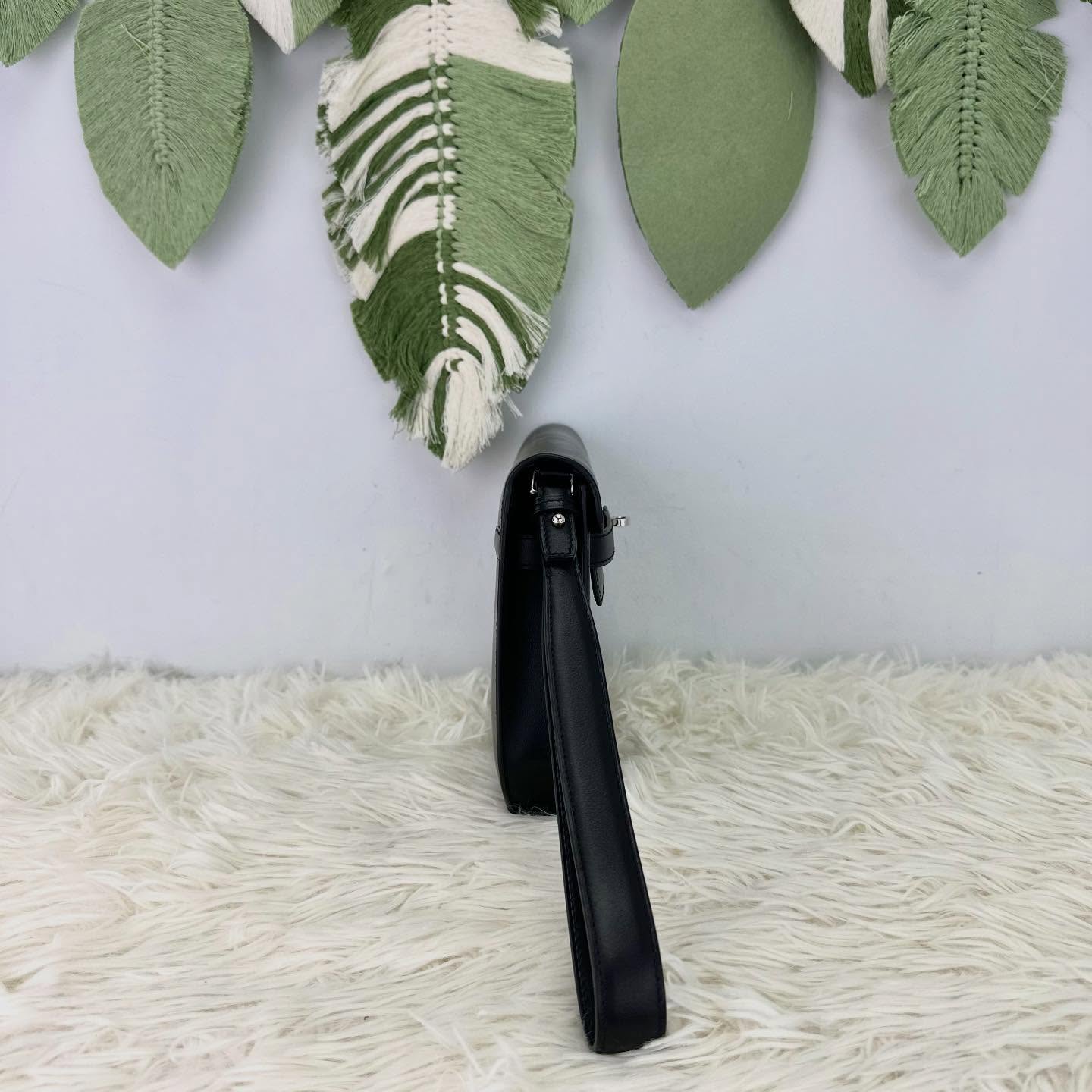 HERMES🤍PRE OWNED Kelly Depeches 25 Pouch 黑色銀扣 Y Stamp 全套有單🖤