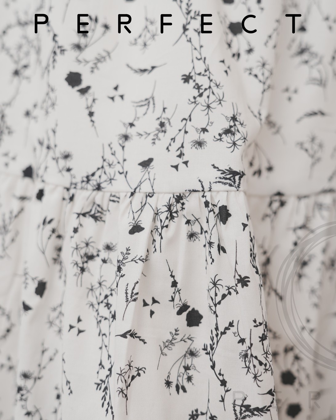 S0017_A字文青印花蛋糕裙（百搭白色）