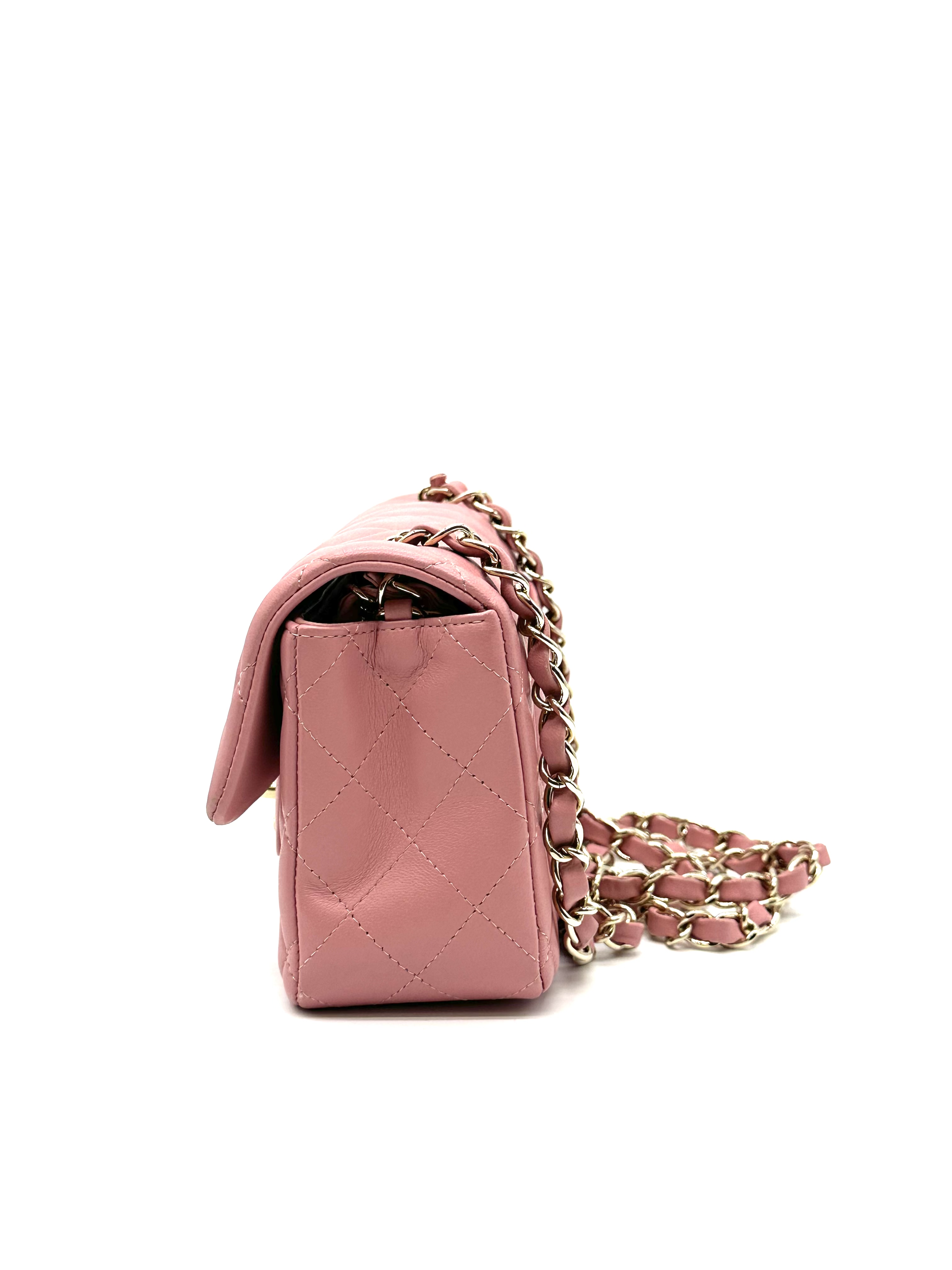 Pre-Owned CHANEL Pink Matelassé Mini Flap Bag / Product Code: 26042107