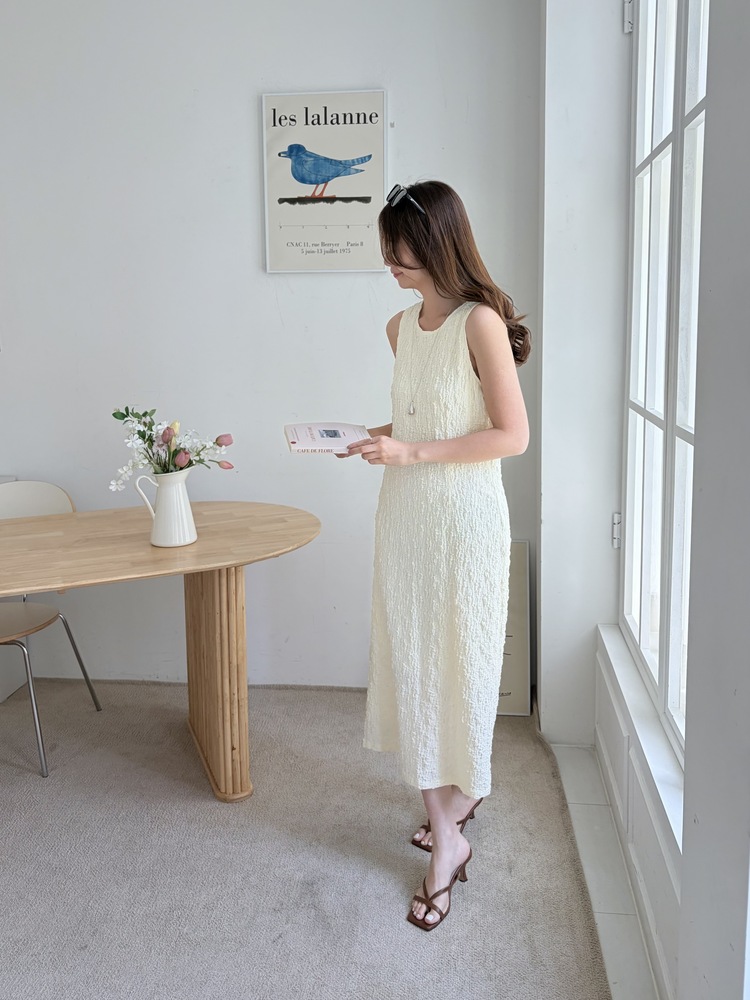 Ruched Slim Dress (Cream)