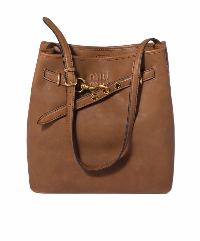 Miu Miu 女士 Aventure 單肩包均碼碼常規、30cm*13cm*31cm 