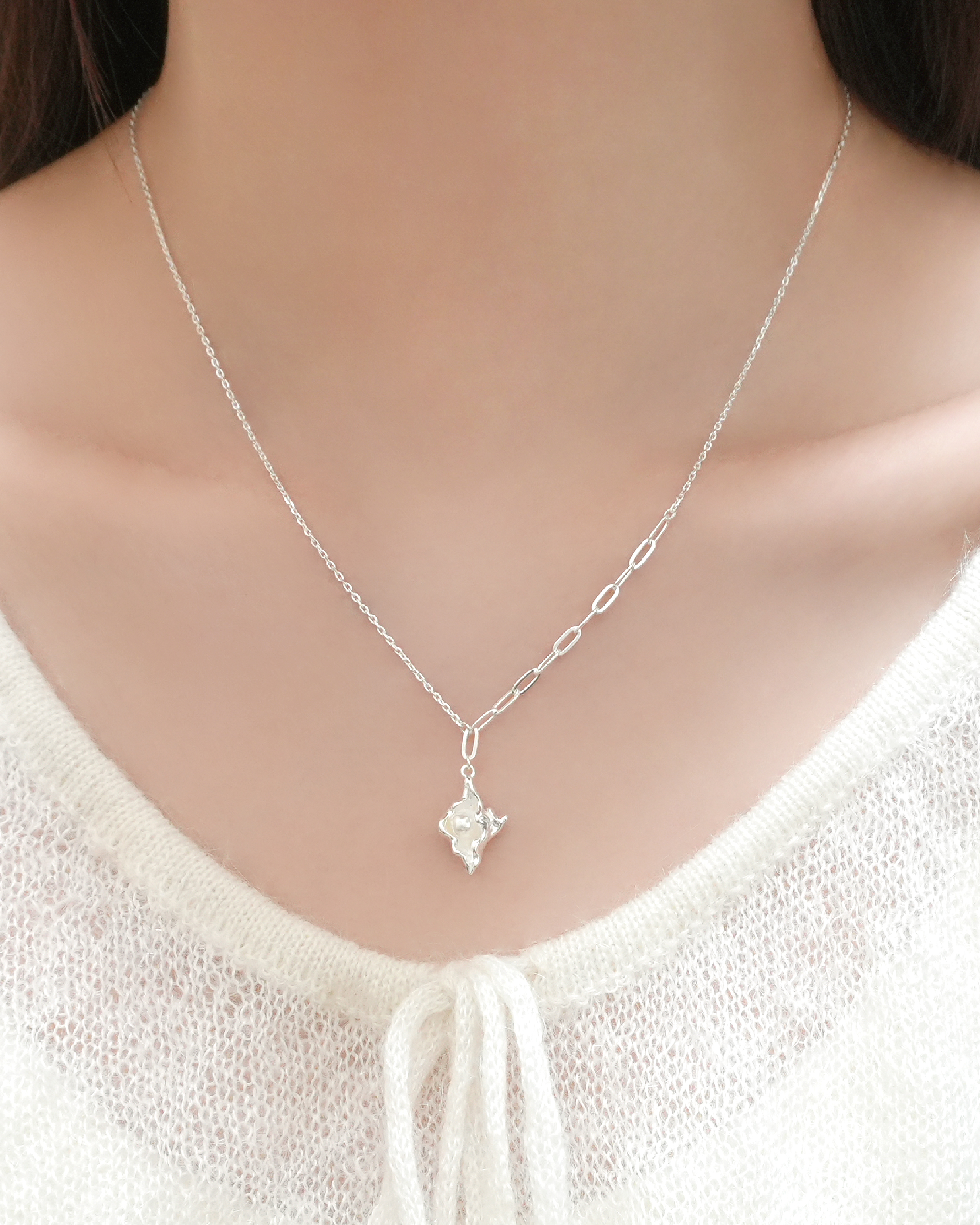 Serene Seashell Necklace