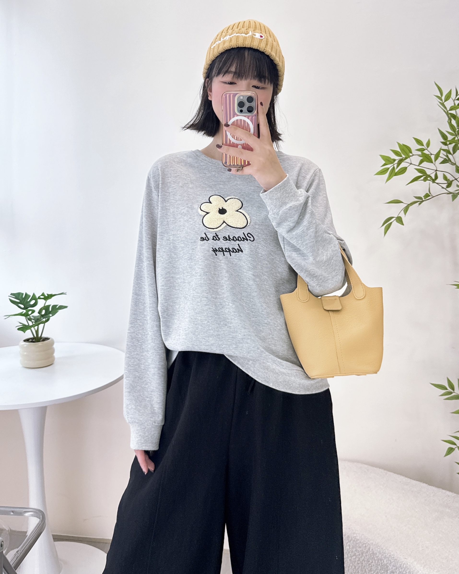 毛毛花花春秋薄衛衣 3色