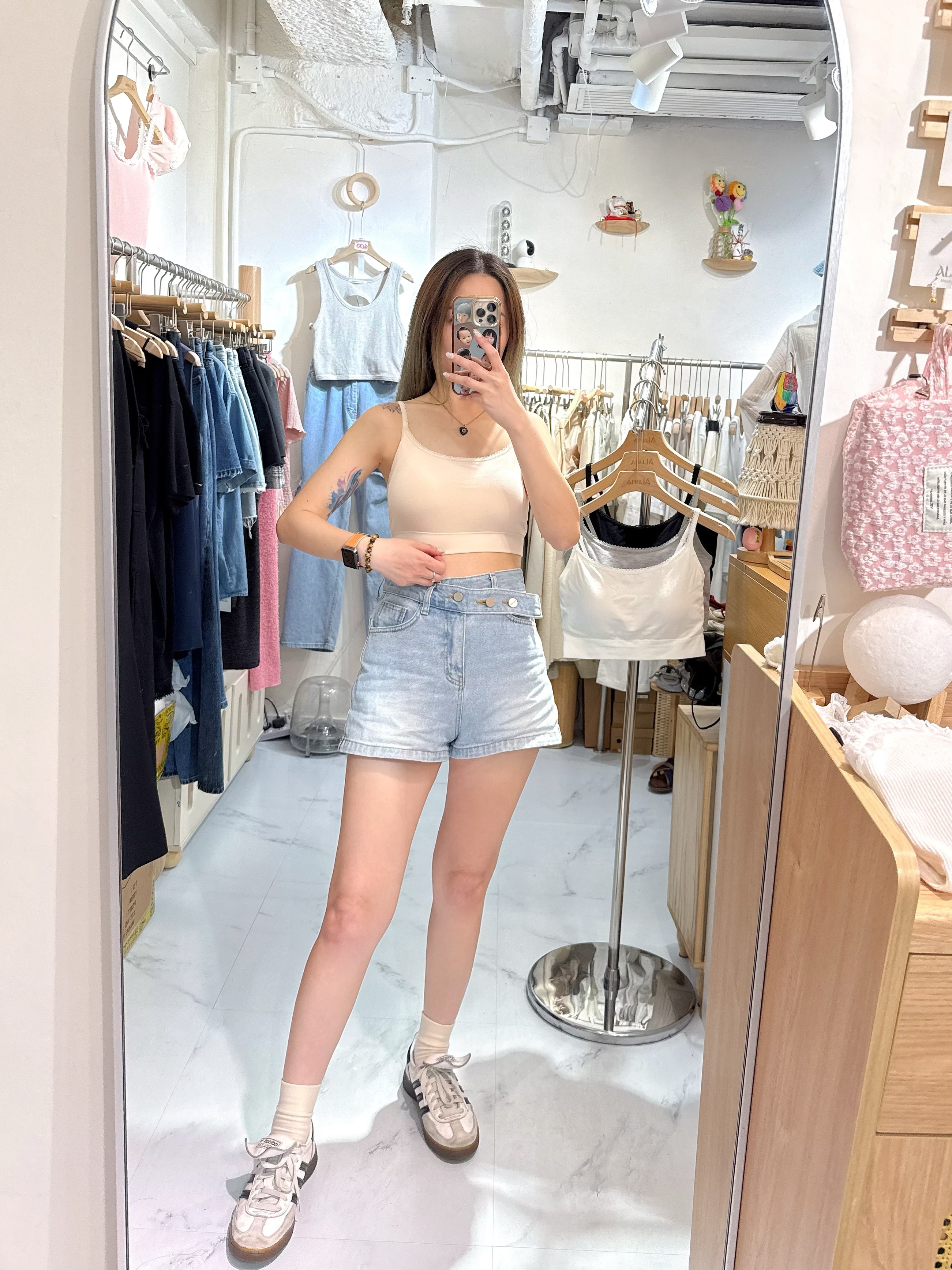 後lace短bra top