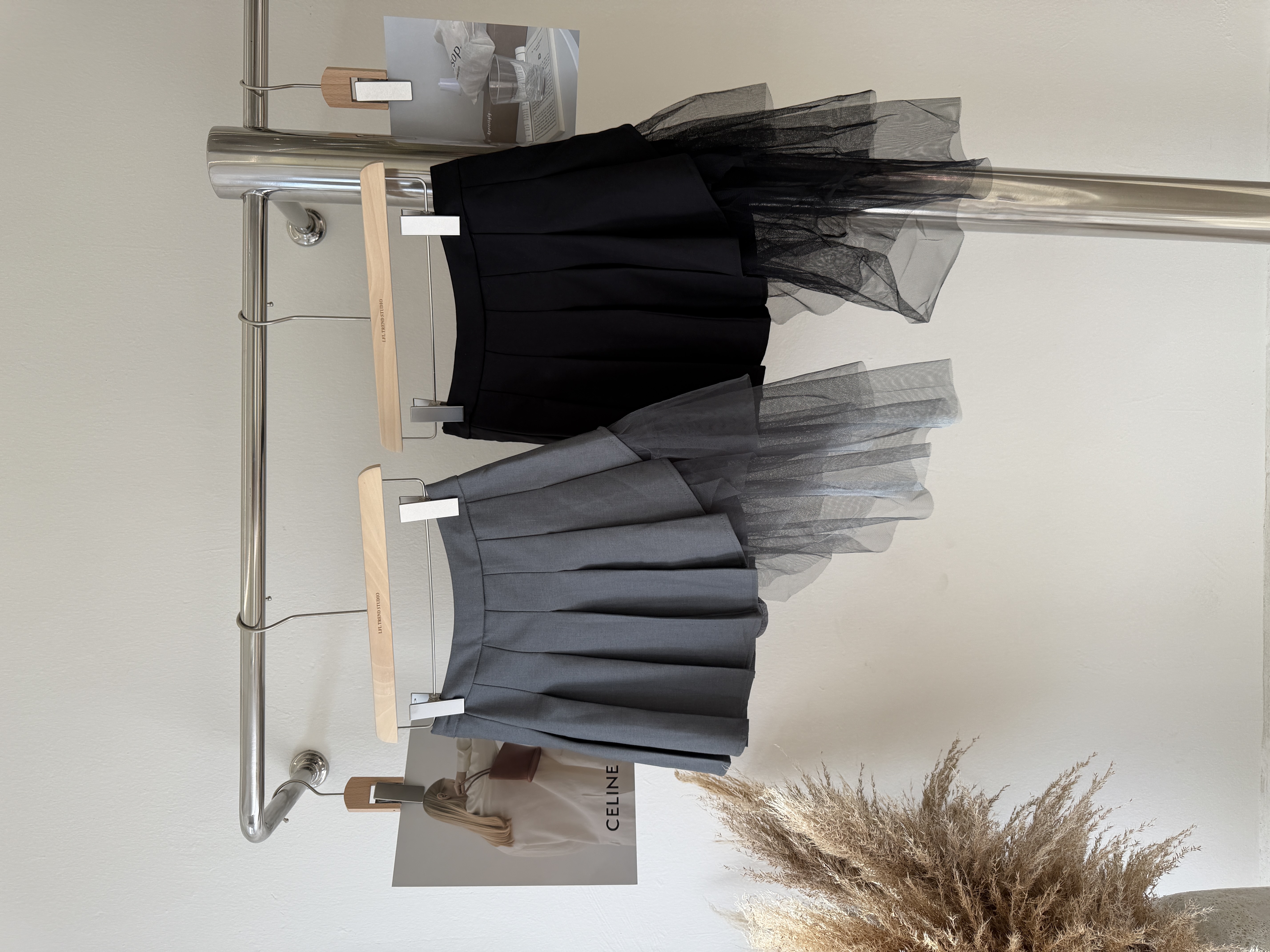 6645 高级感网纱拼接百褶裙