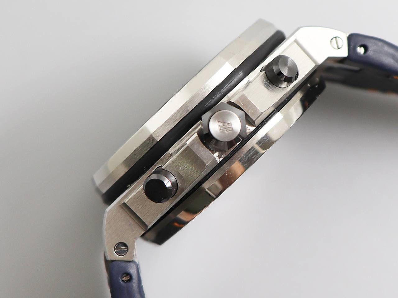 爱彼2014陶瓷按钮 皇家橡树v2版 42毫米直径 搭载复刻原版CaL．3126机芯 市面上最顶级版本的超级复刻😍🔥💯