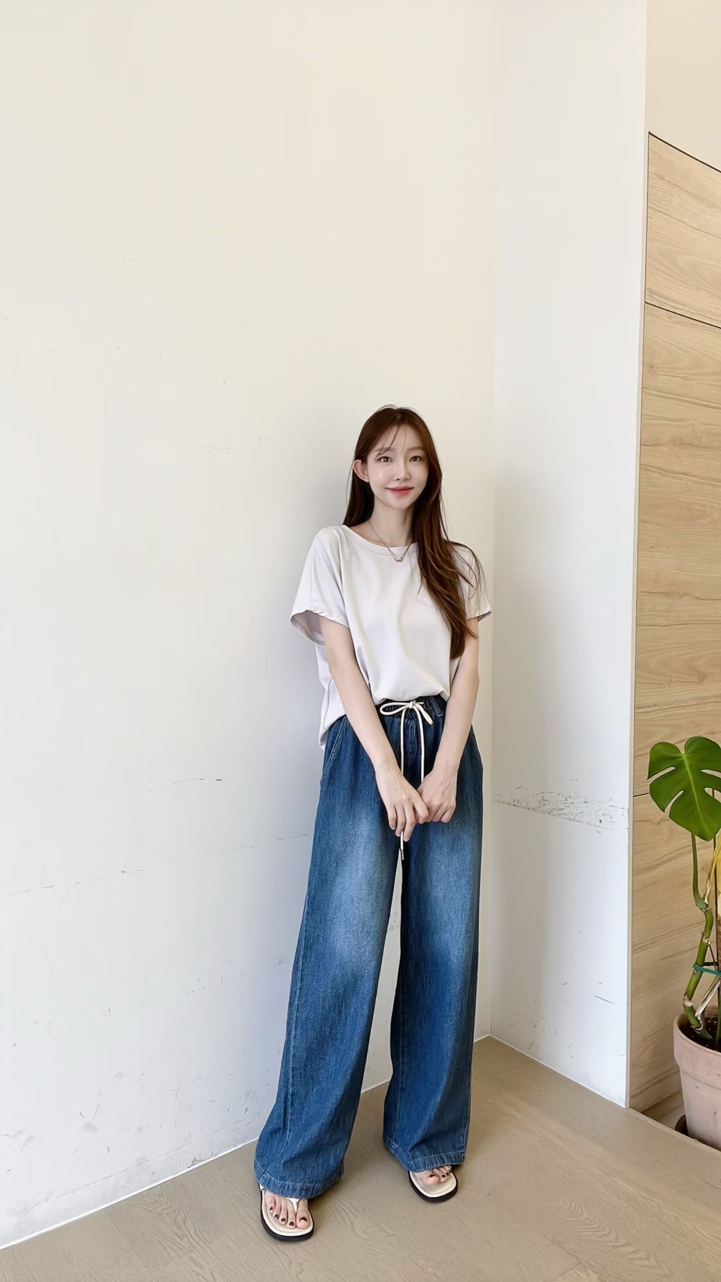 FV10_04 特別下擺V領TEE (4色)