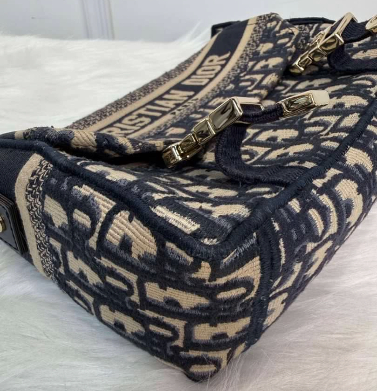 DIOR迪奧 DiorCamp郵差包 經典老花刺繡滿印帆布信使包 小號 可拆卸可調節肩帶 時尚百搭 女款單肩斜挎包