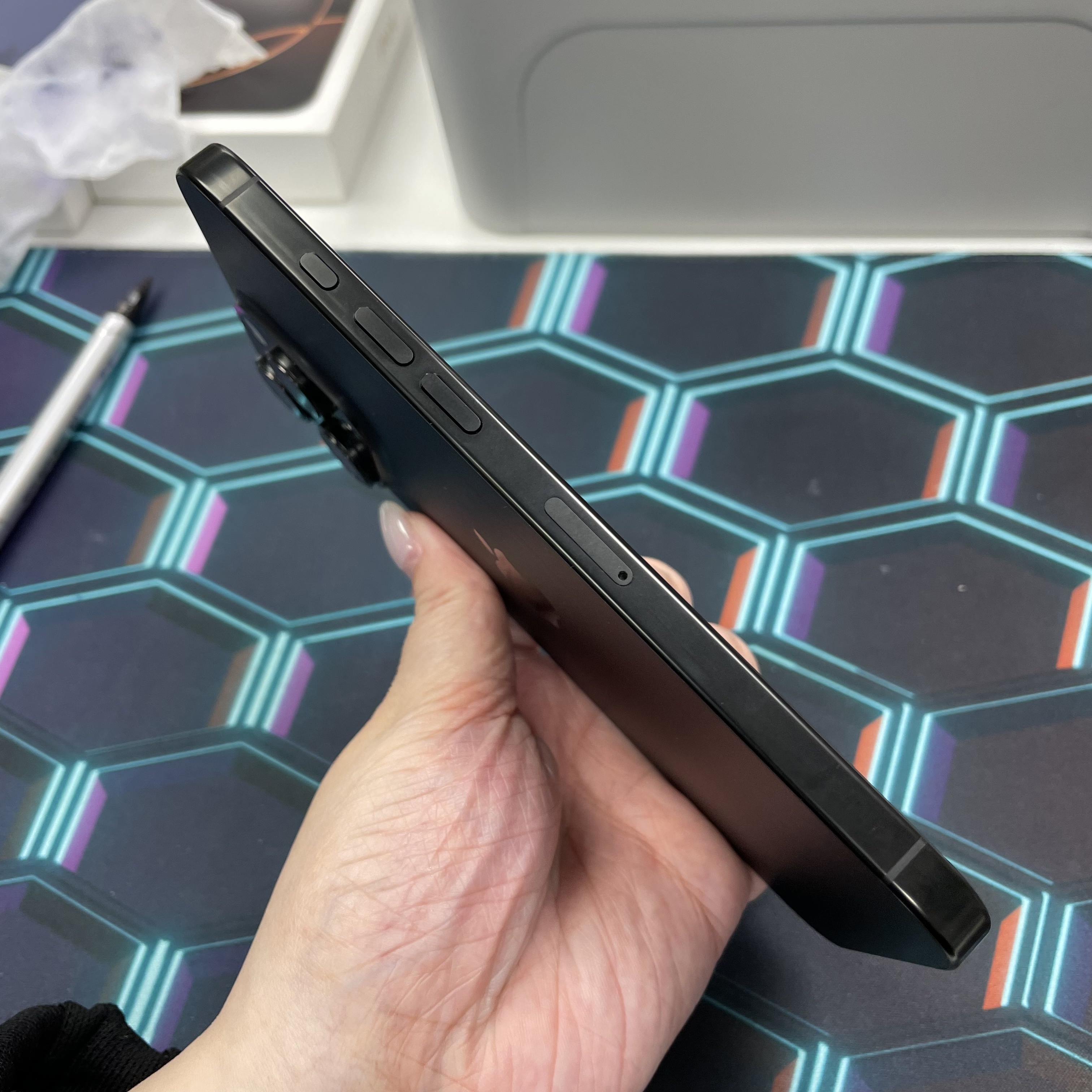 *6620 16 Pro max 完美機 256GB電92 黑色 black