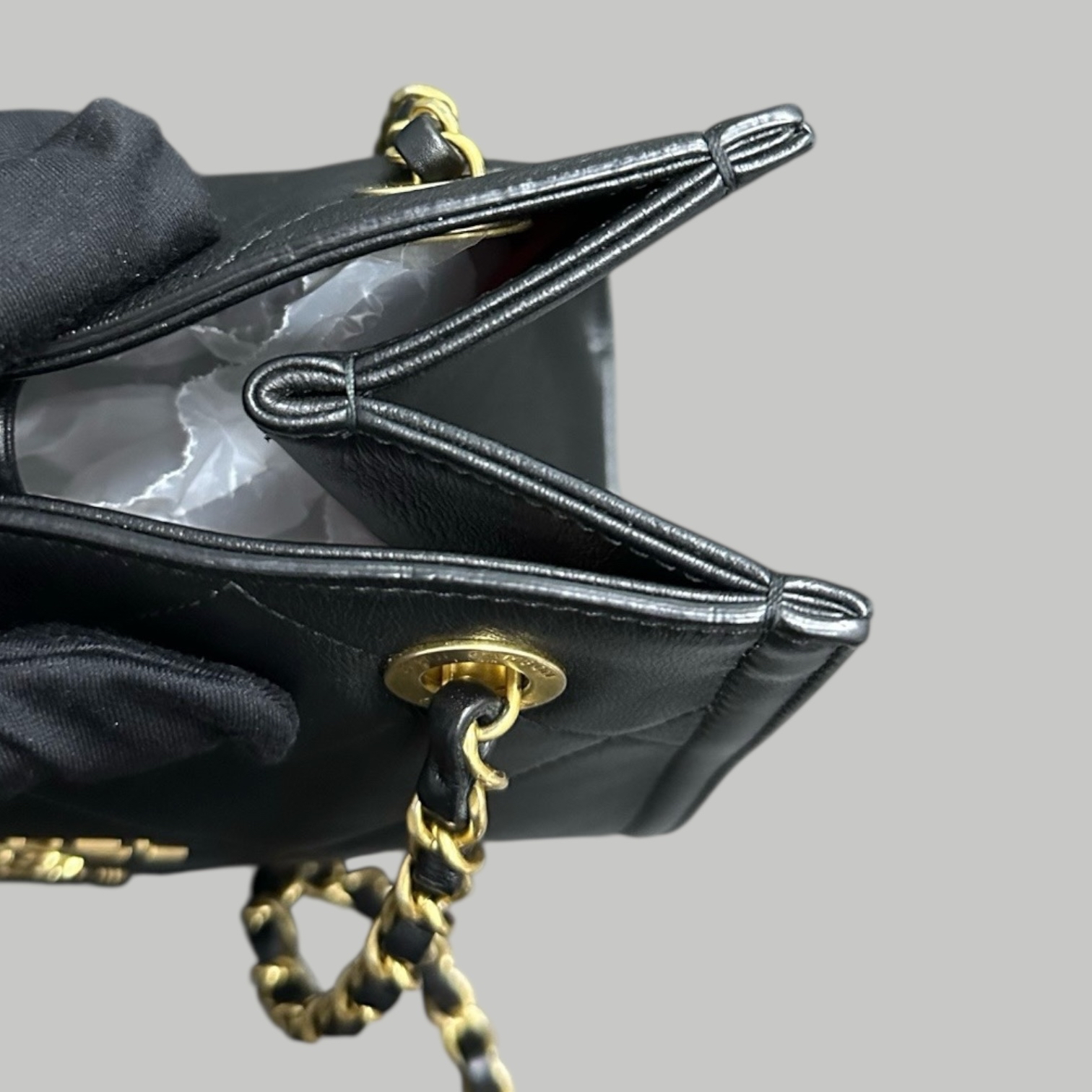 Chanel 21B 小牛皮tote bag