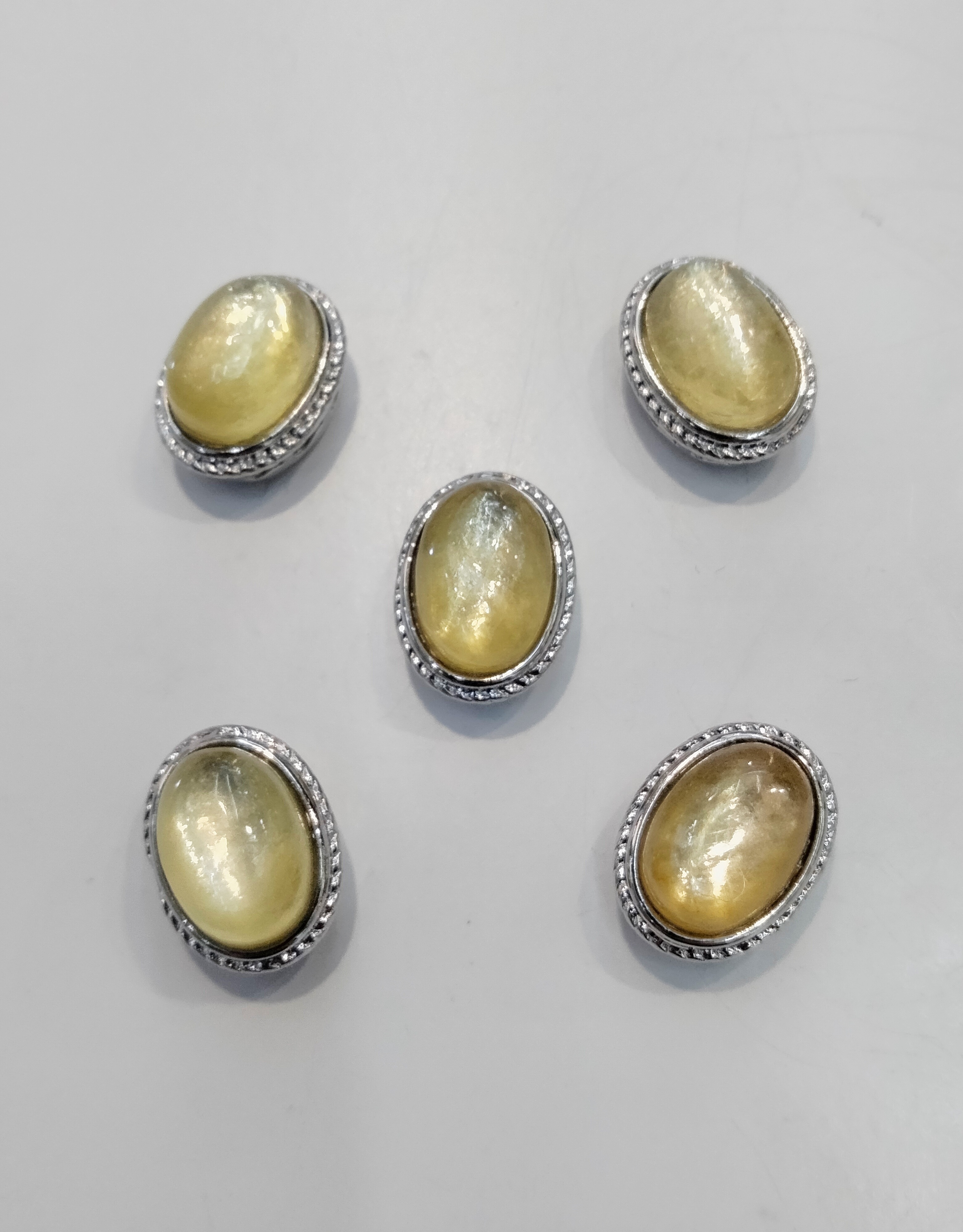 兔毛盒子 (每粒)