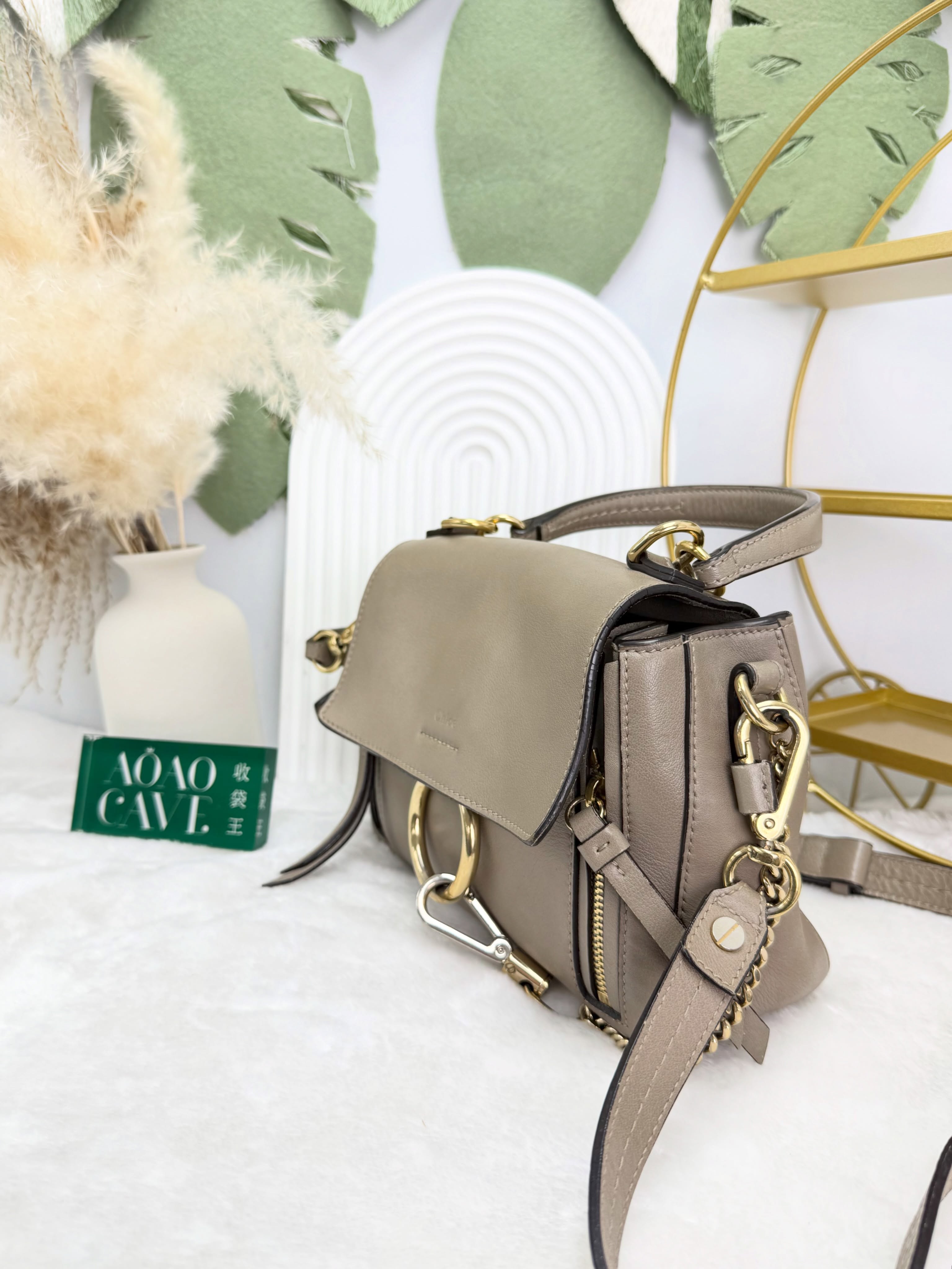 Chloe ✨PRE OWNED 🛍️ 大象灰Faye Day mini 🤎