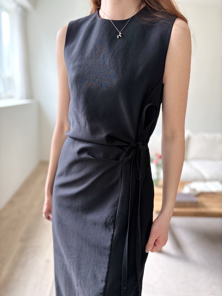 Gathered Waist Tie Dress (Black)