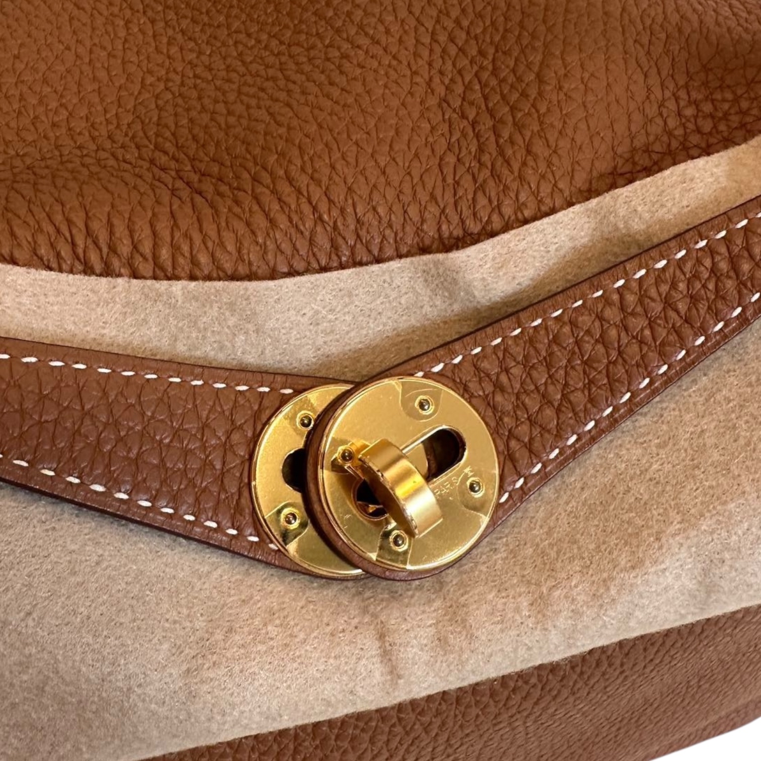 Chanel  Caviar CF25 金扣