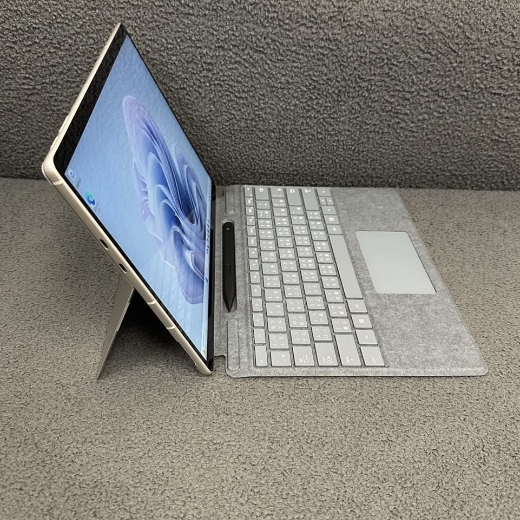 *5421 Microsoft surface Pro 9 SQ3 / 8GB Ram/256GB SSD/2.8K touch mon/全新質素/Laptop/Notebook/ Tablet / PC / Windows / 