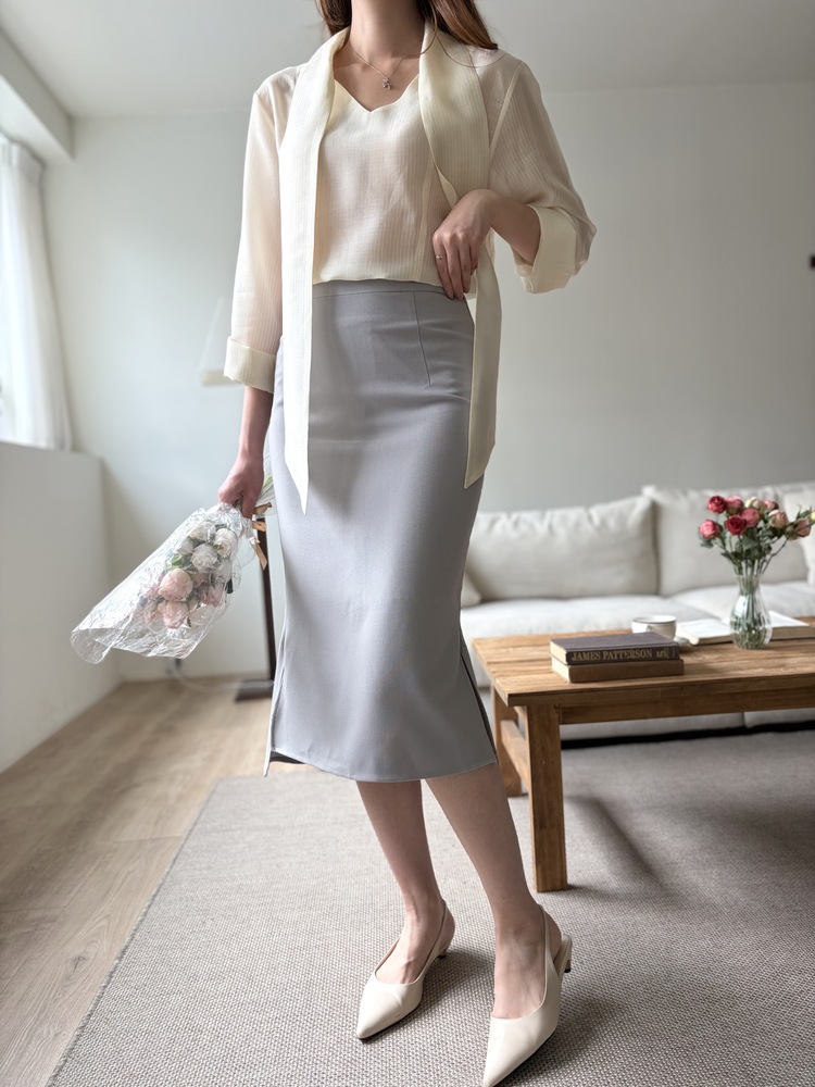 Aurelie Scarf-Tie Blouse (Cream)