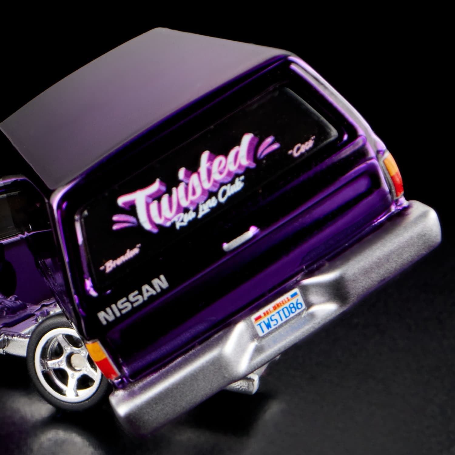 Hot Wheels RLC 1986 Nissan 720 King Cab Hotwheels Red Line Club