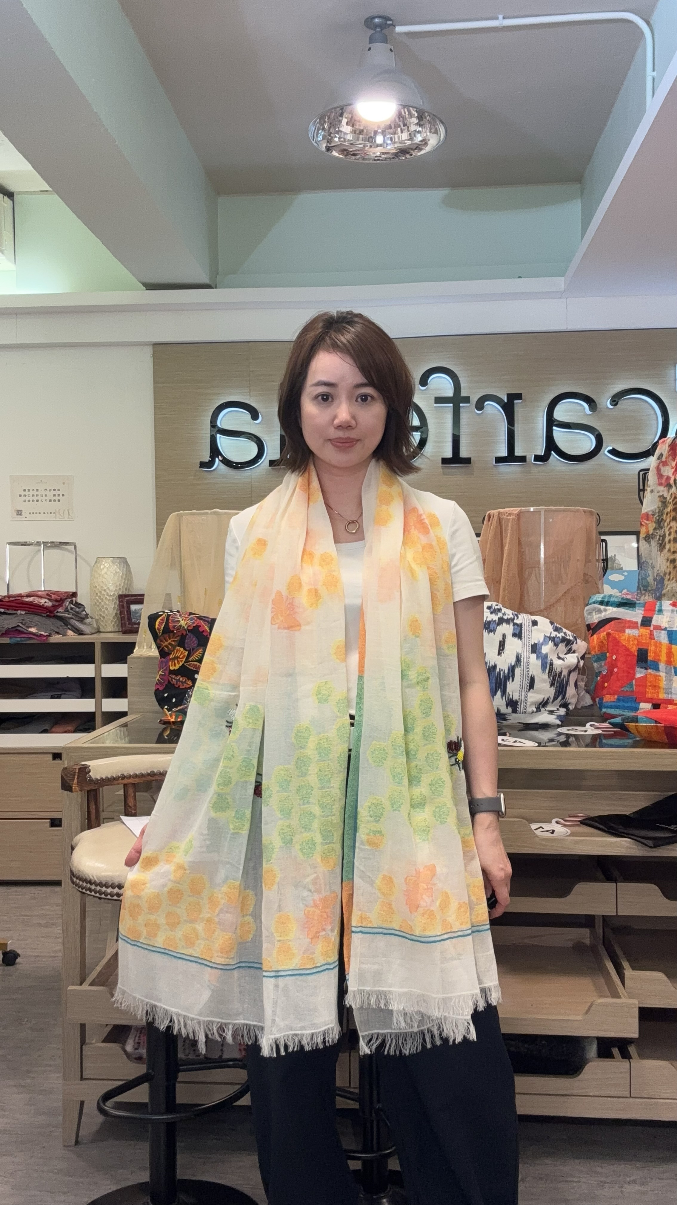 [訂購] A28 印度手工刺繡 Scarf