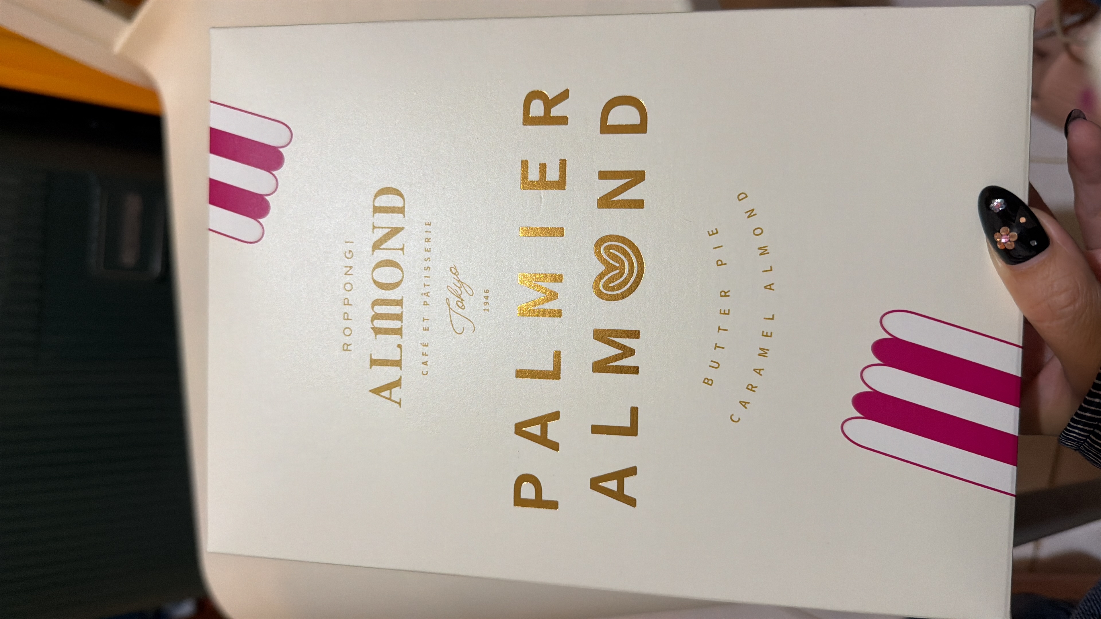 現貨 日本Almond Tokyo 蝴蝶酥（一盒6件）