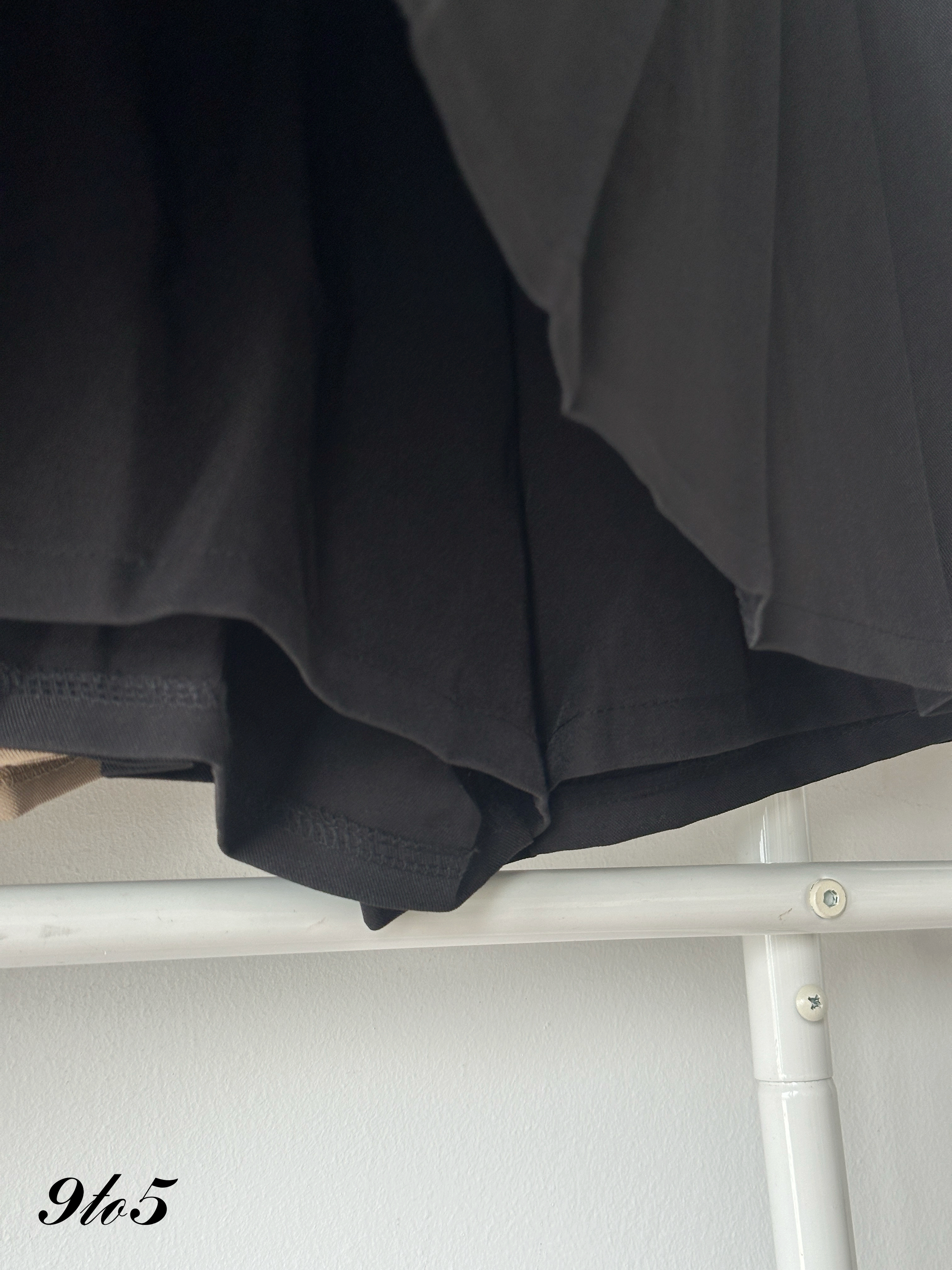 S1957 Short Pleated Skirt - 3 Colors 