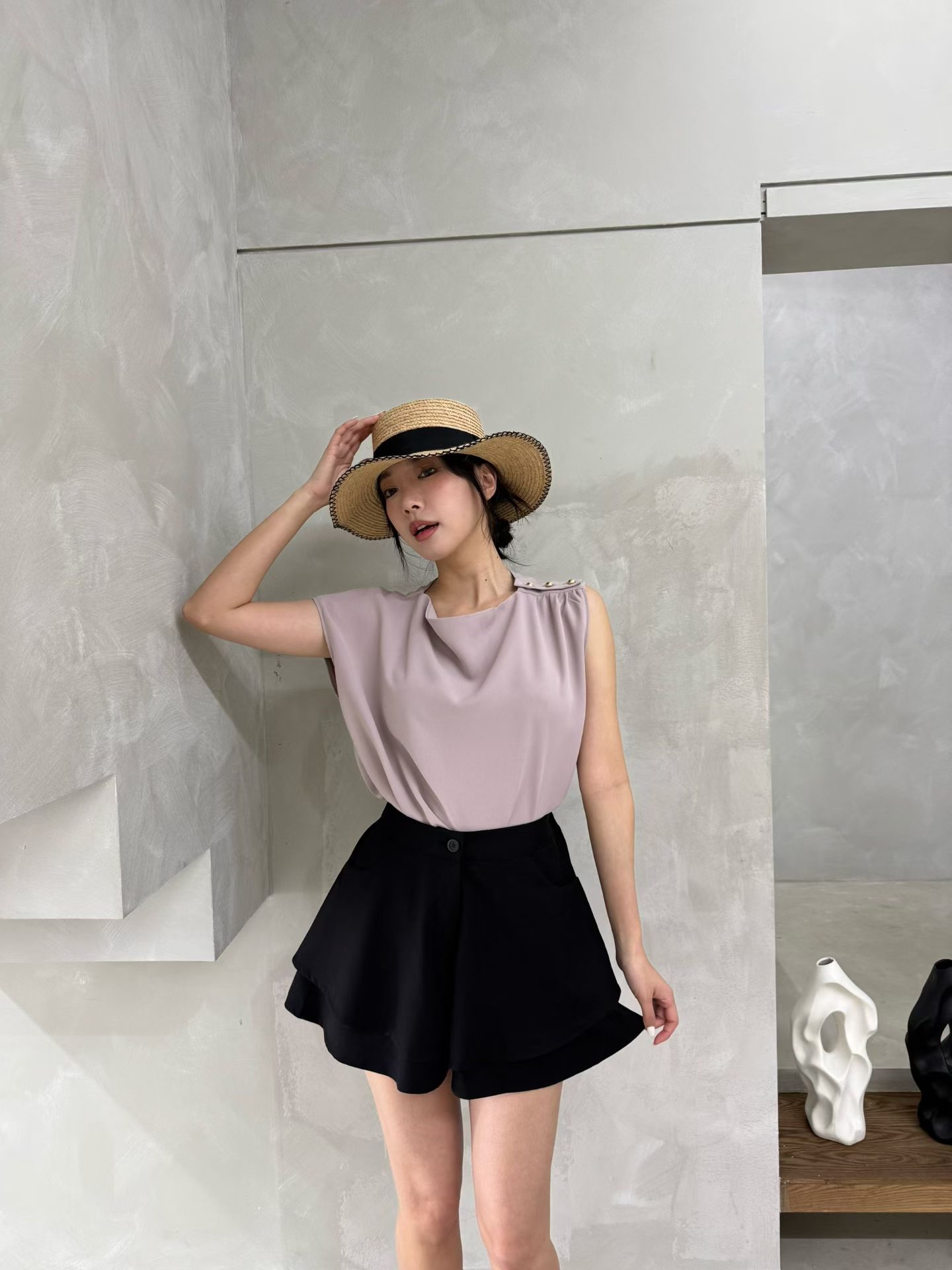 M21 肩章金扣垂墜感雪紡上衣