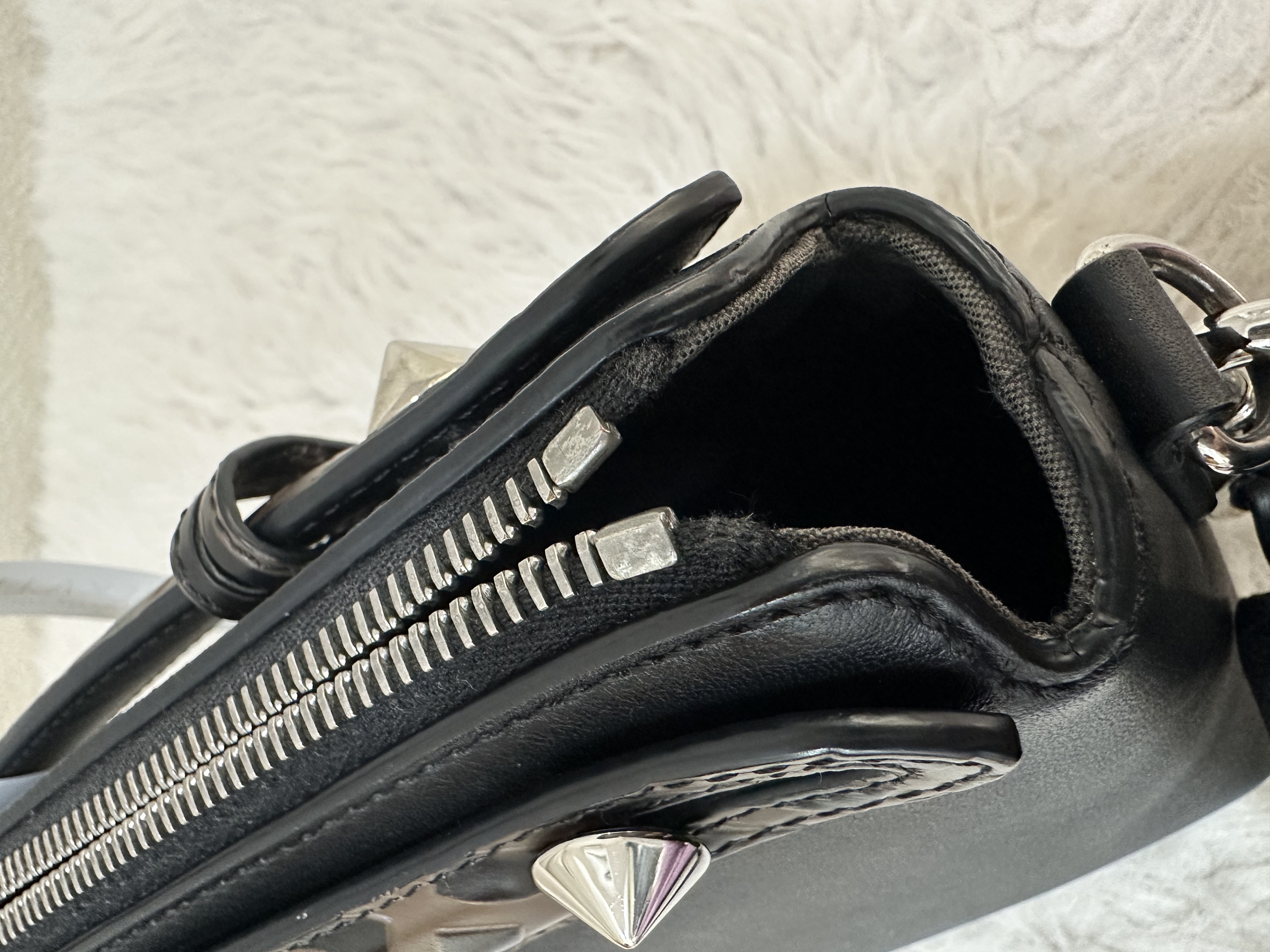 Pre-owned FENDI SHOULDER BAG/ Product Code: 26031011